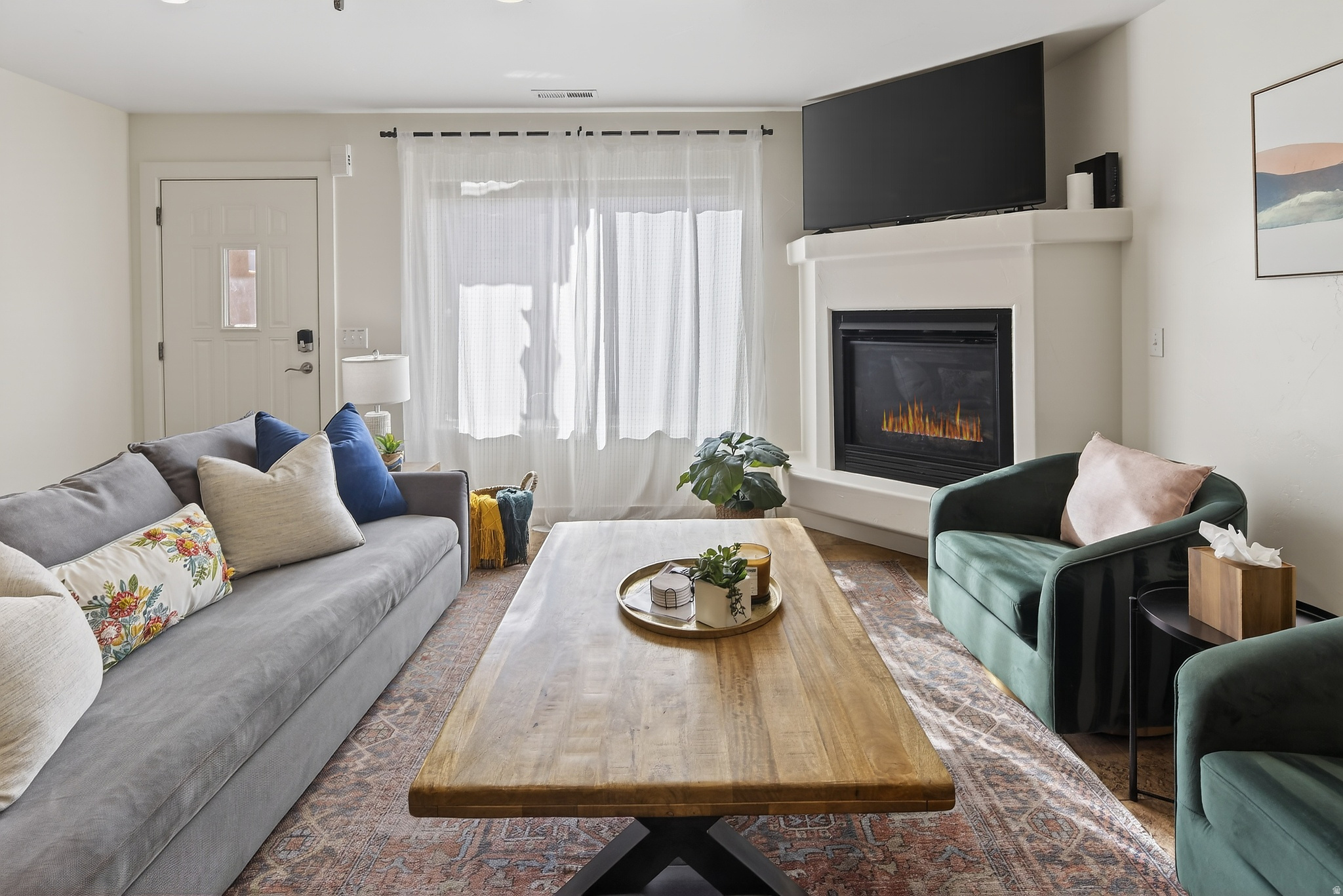 RIM VILLAGE VISTAS - Residential