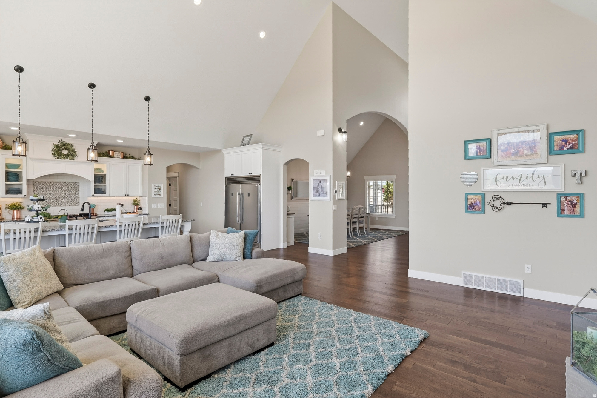 EQUESTRIAN POINTE SUBDIVISION - Residential