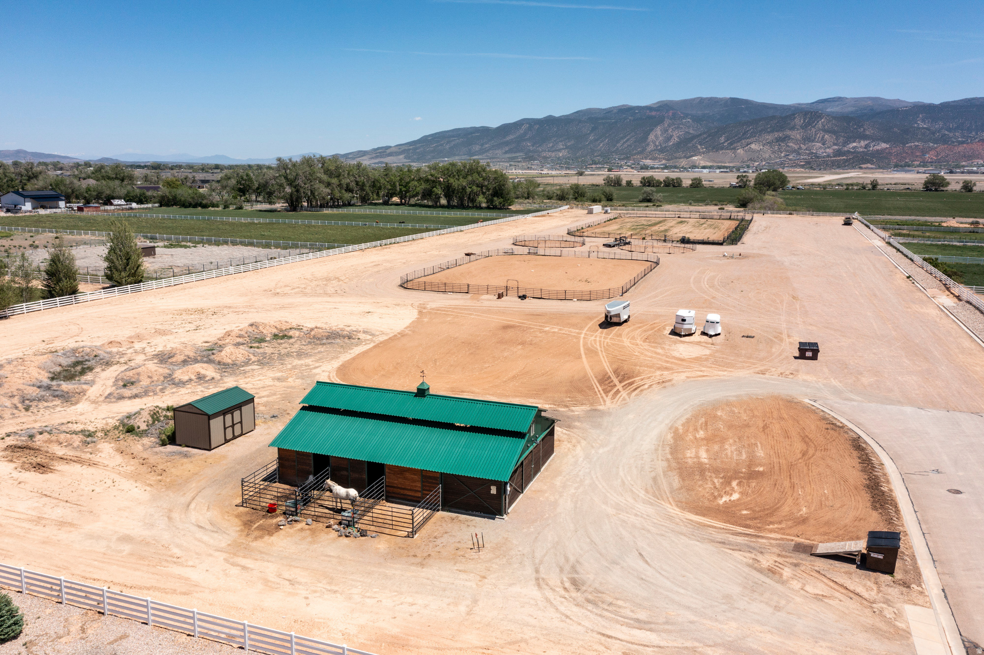 EQUESTRIAN POINTE SUBDIVISION - Residential