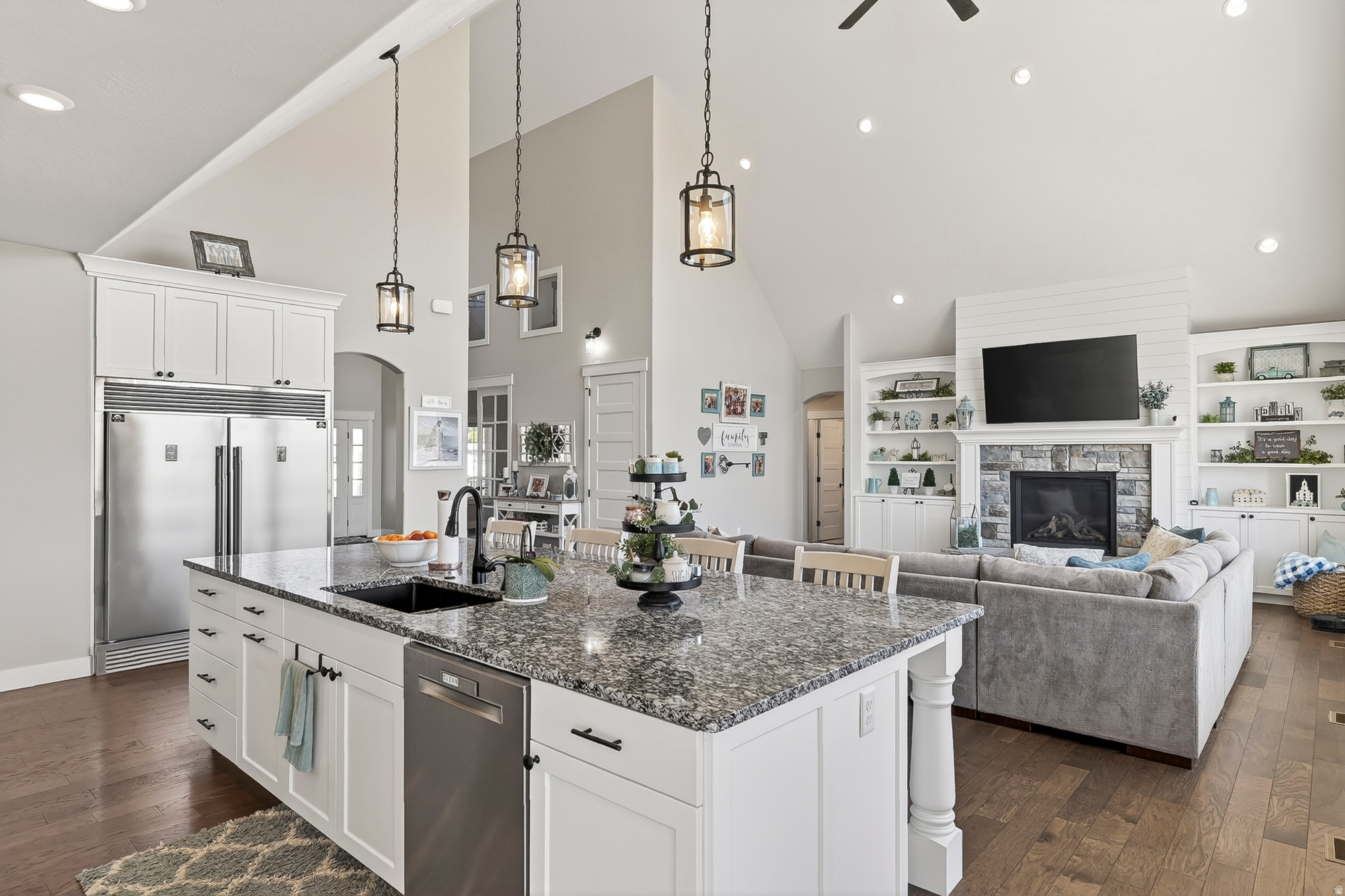 EQUESTRIAN POINTE SUBDIVISION - Residential