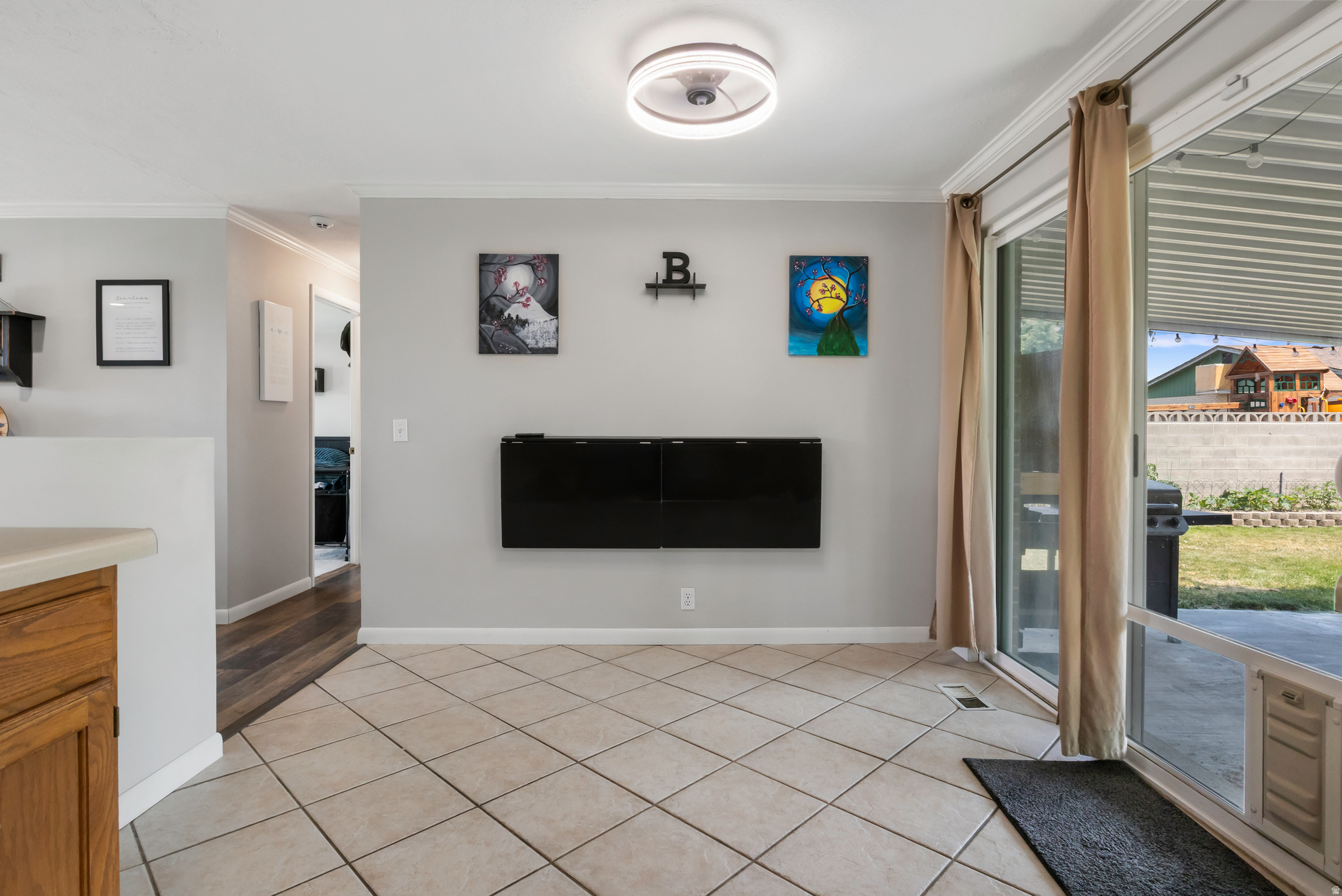 COLONY WEST - Residential