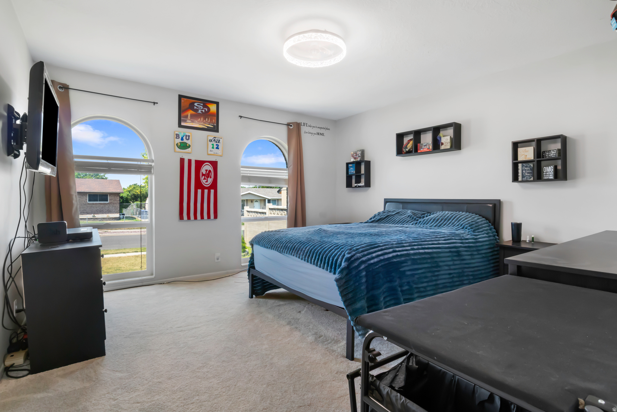 COLONY WEST - Residential