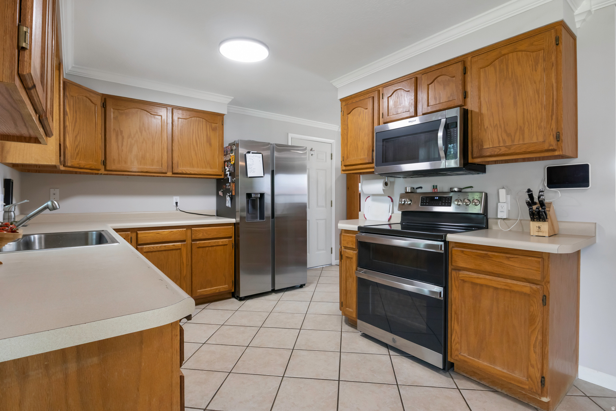 COLONY WEST - Residential