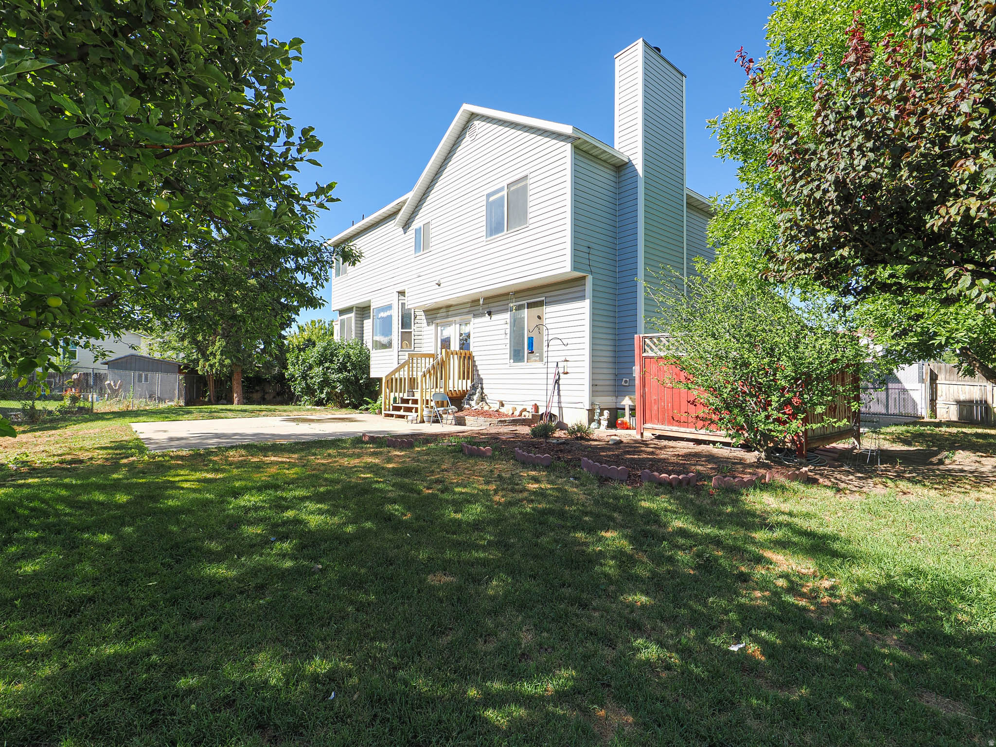 APPLE FARMS - Residential