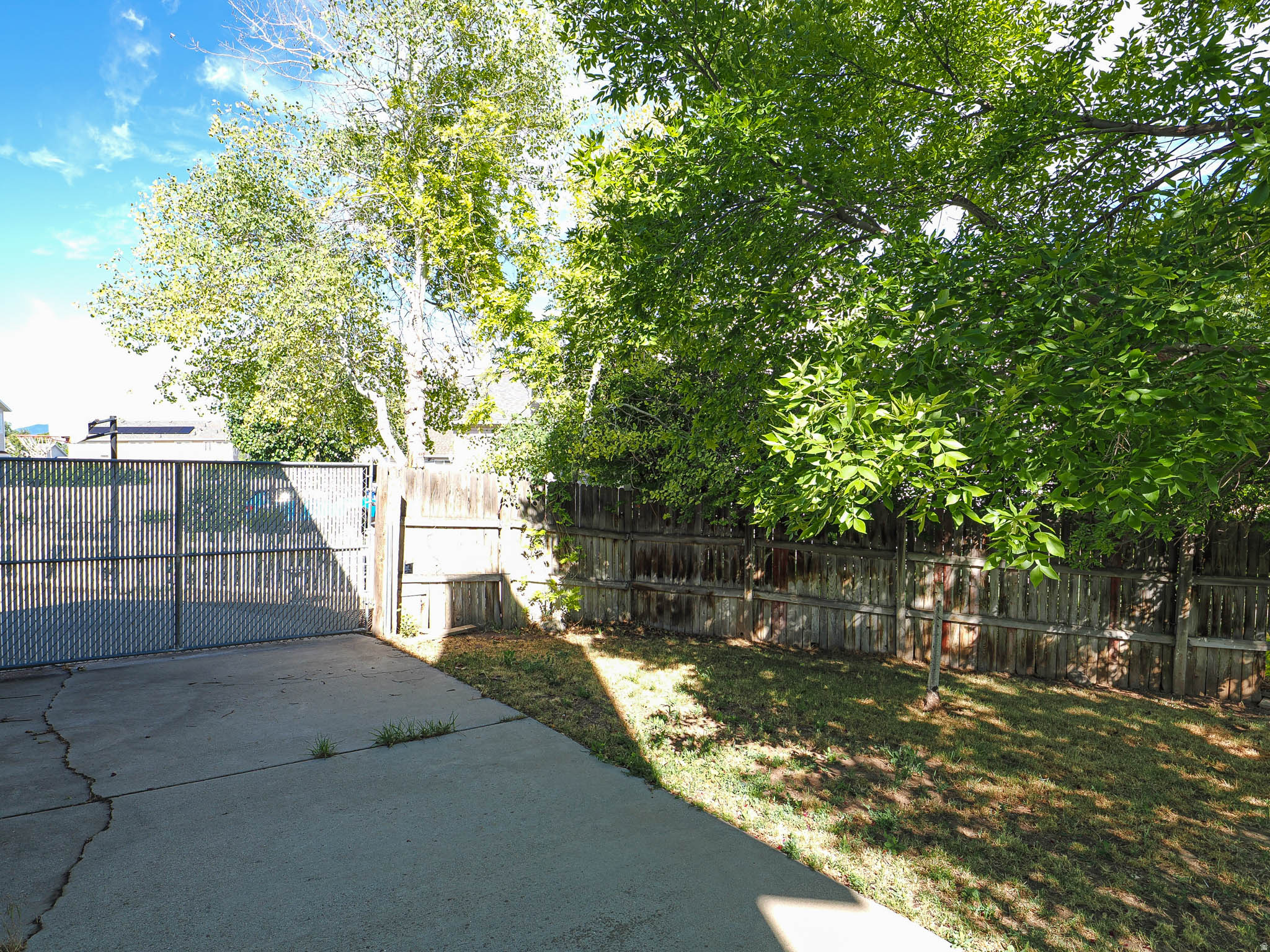 APPLE FARMS - Residential