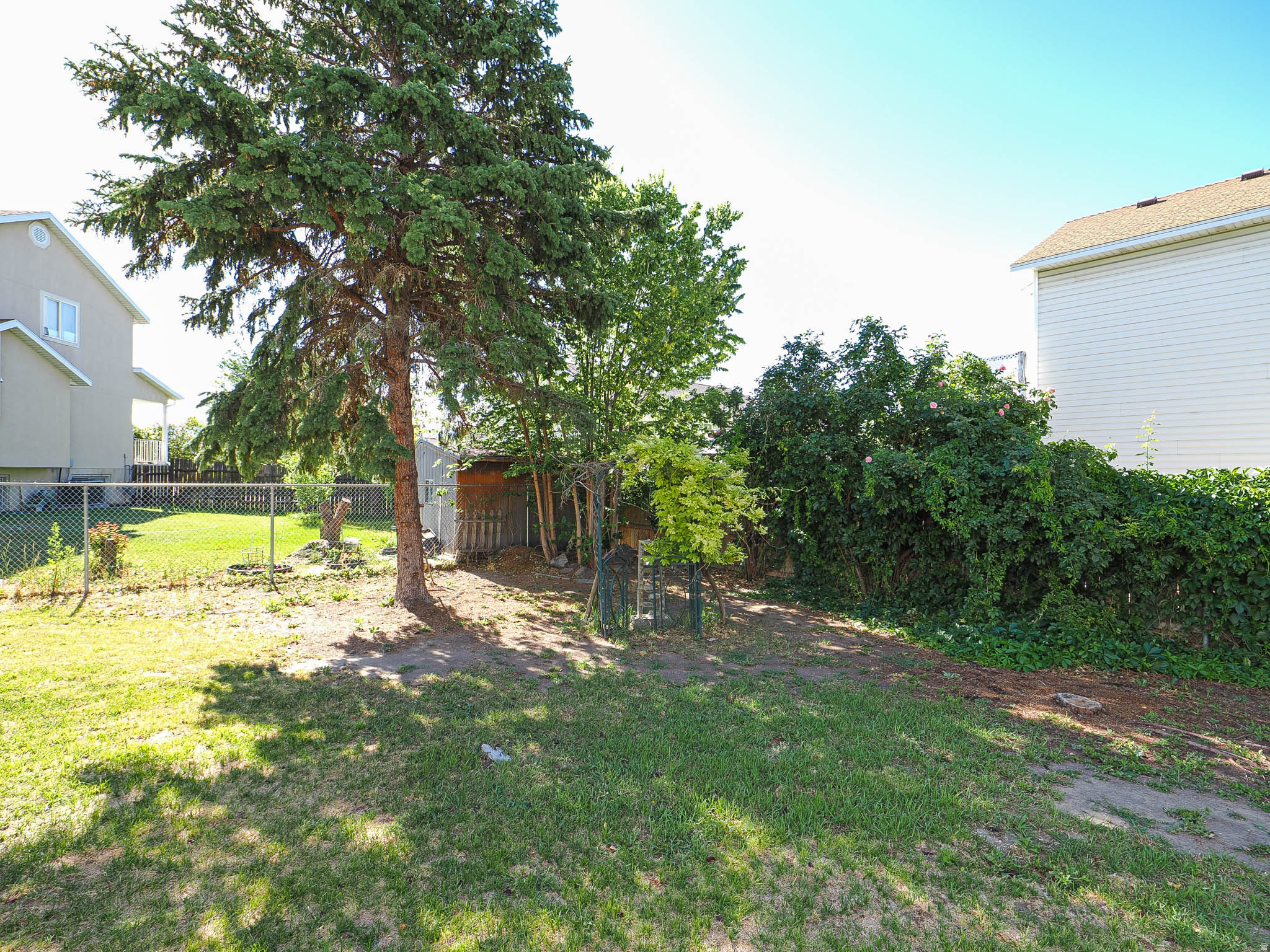 APPLE FARMS - Residential