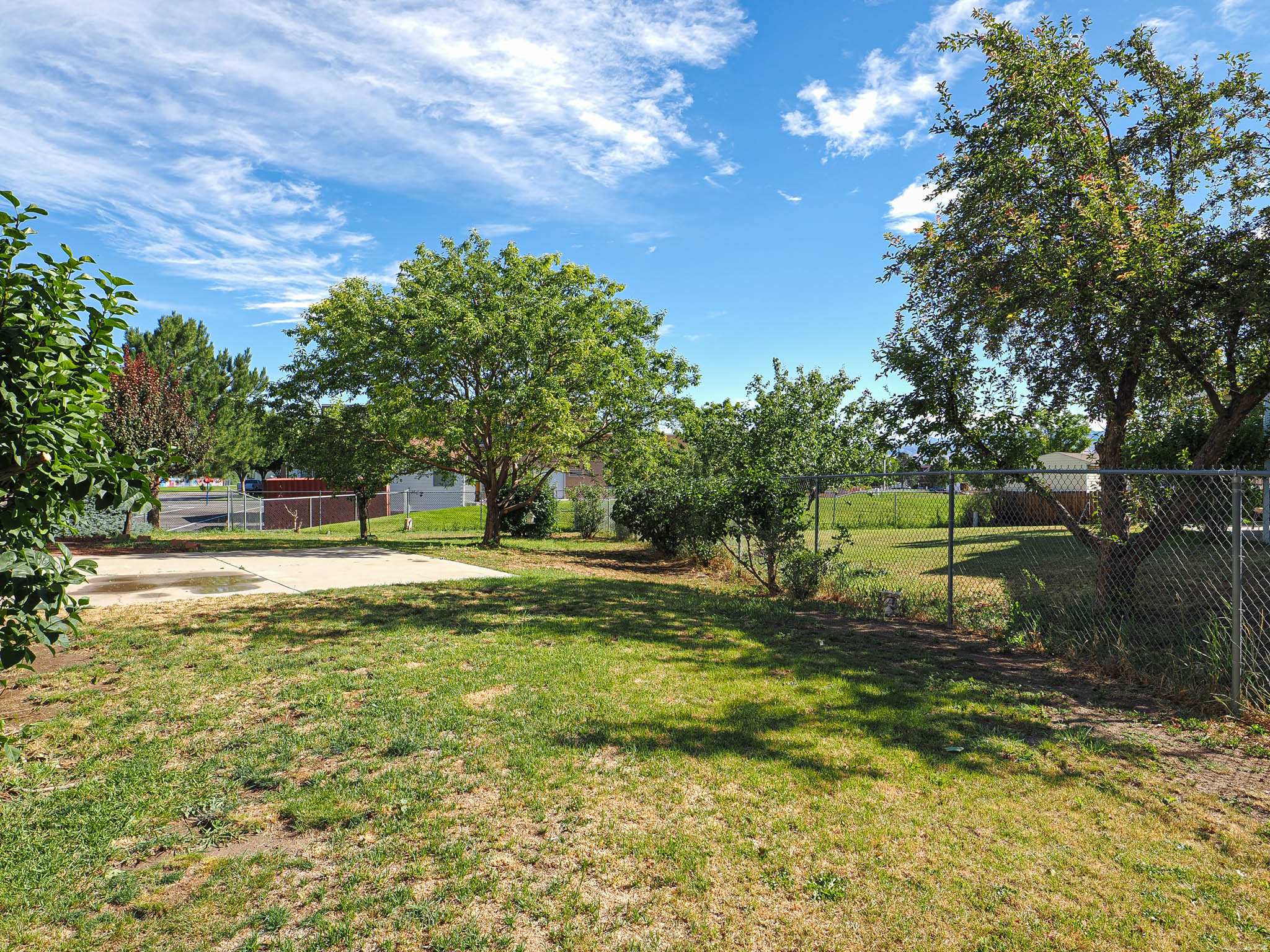 APPLE FARMS - Residential