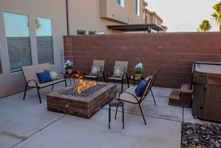 VIDA SOL VACATION TOWNHOMES - Residential