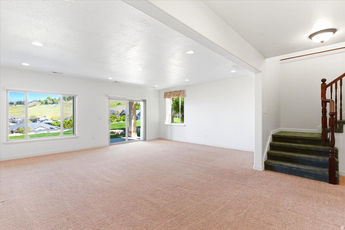 EDGEWOOD ESTATES - Residential
