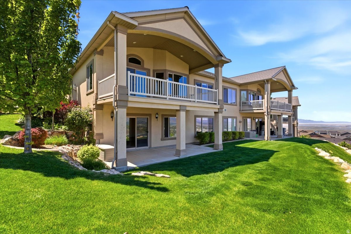 EDGEWOOD ESTATES - Residential