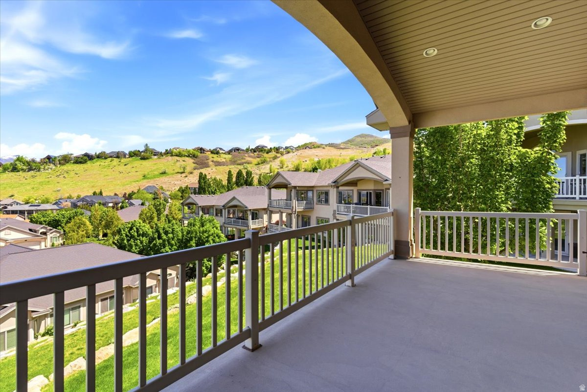 EDGEWOOD ESTATES - Residential
