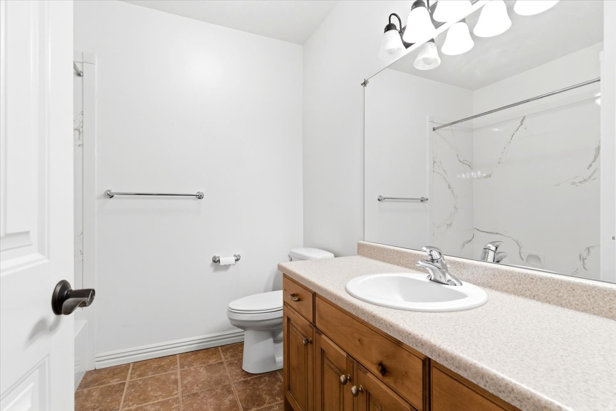 EDGEWOOD ESTATES - Residential