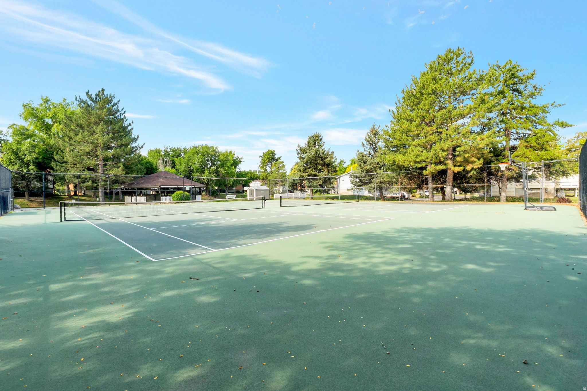 BARRINGTON PARK - Residential