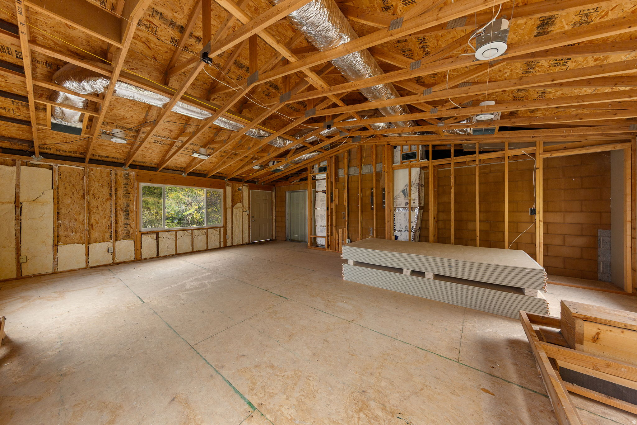 HURRICANE LOCAL SUR - Residential