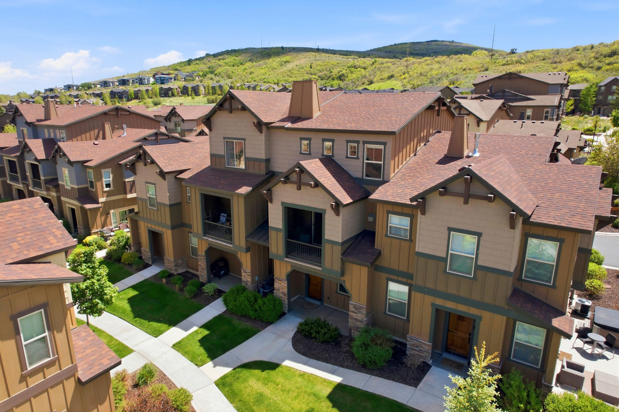 PARKS EDGE - Residential
