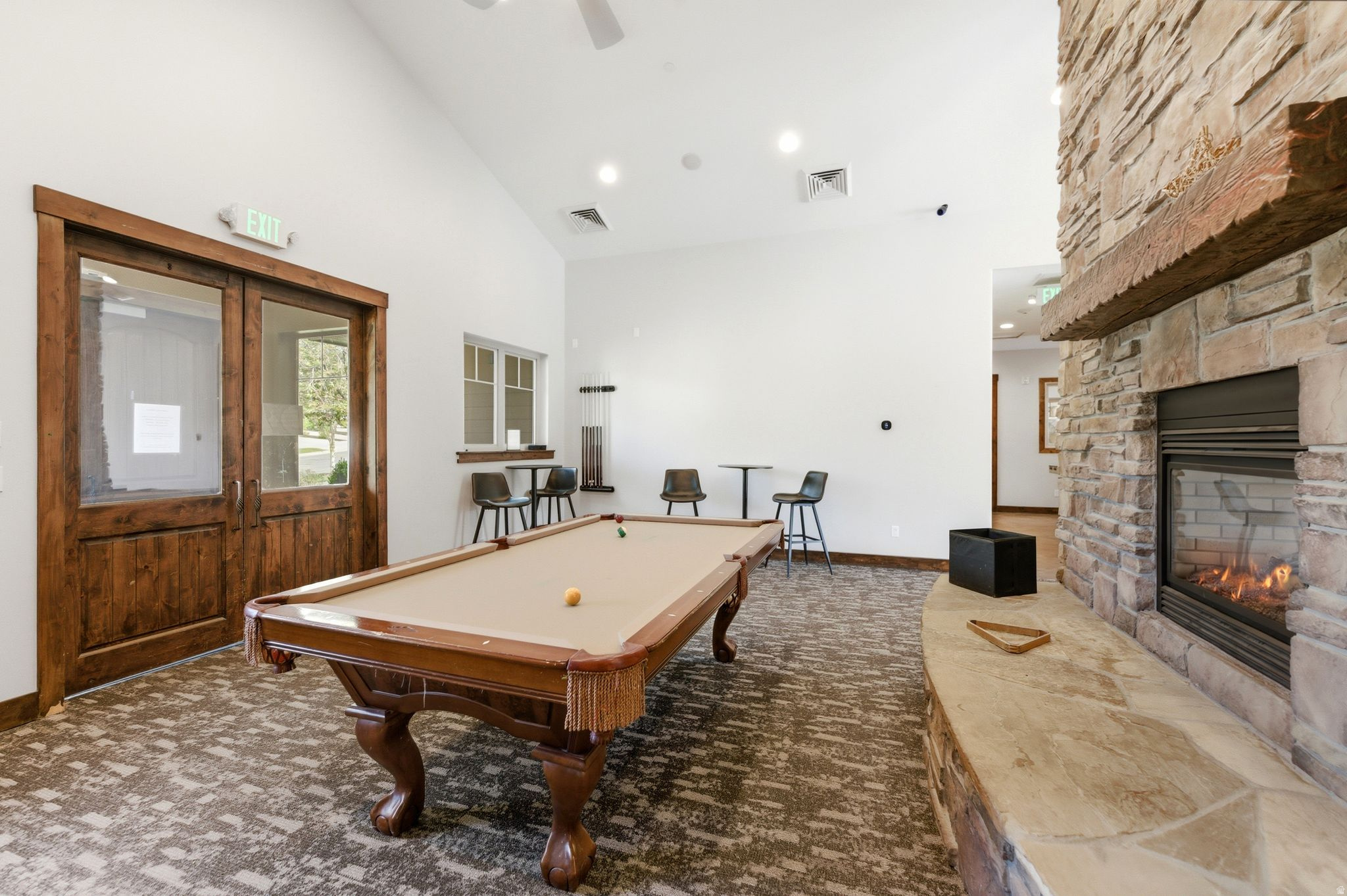 PARKS EDGE - Residential