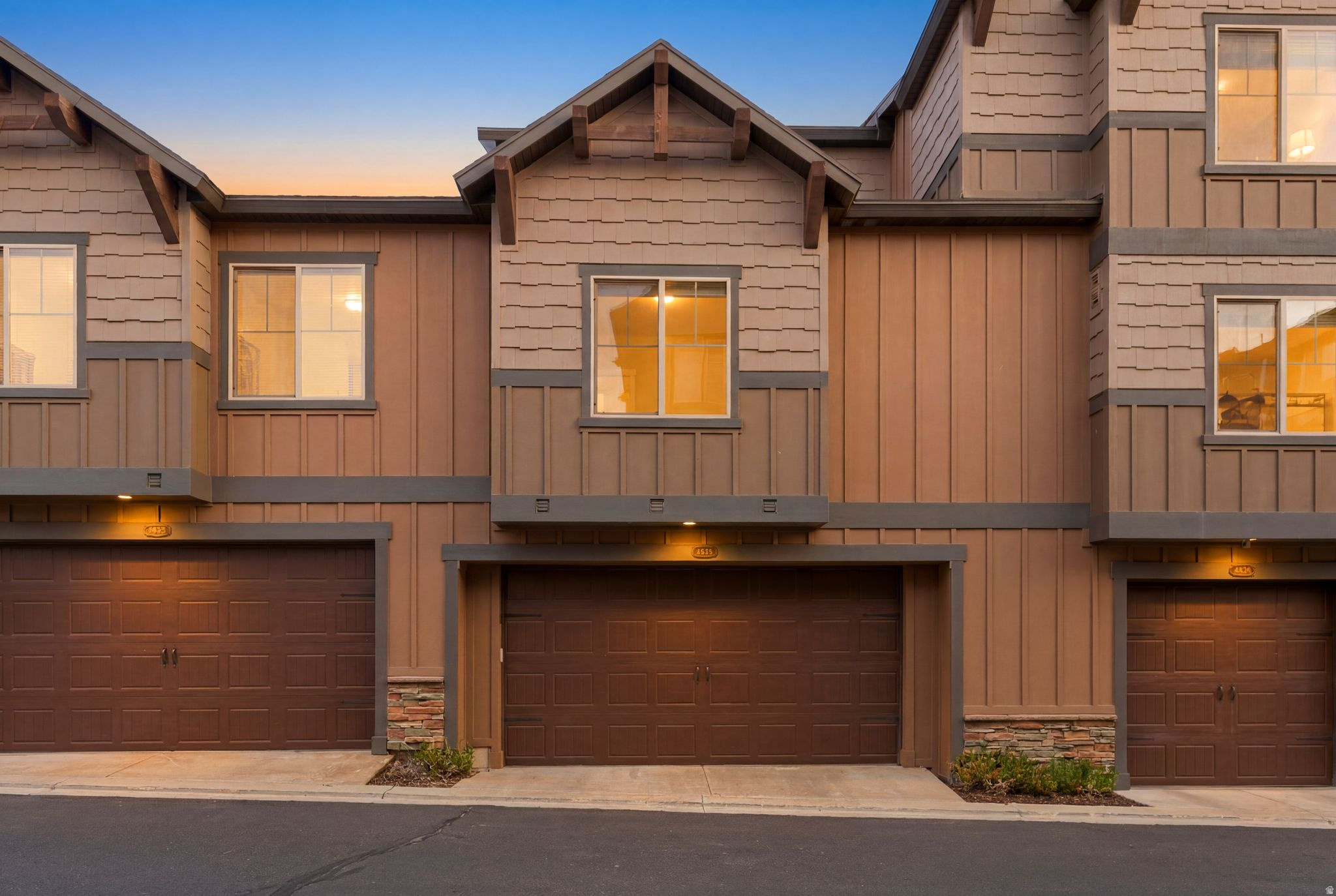 PARKS EDGE - Residential