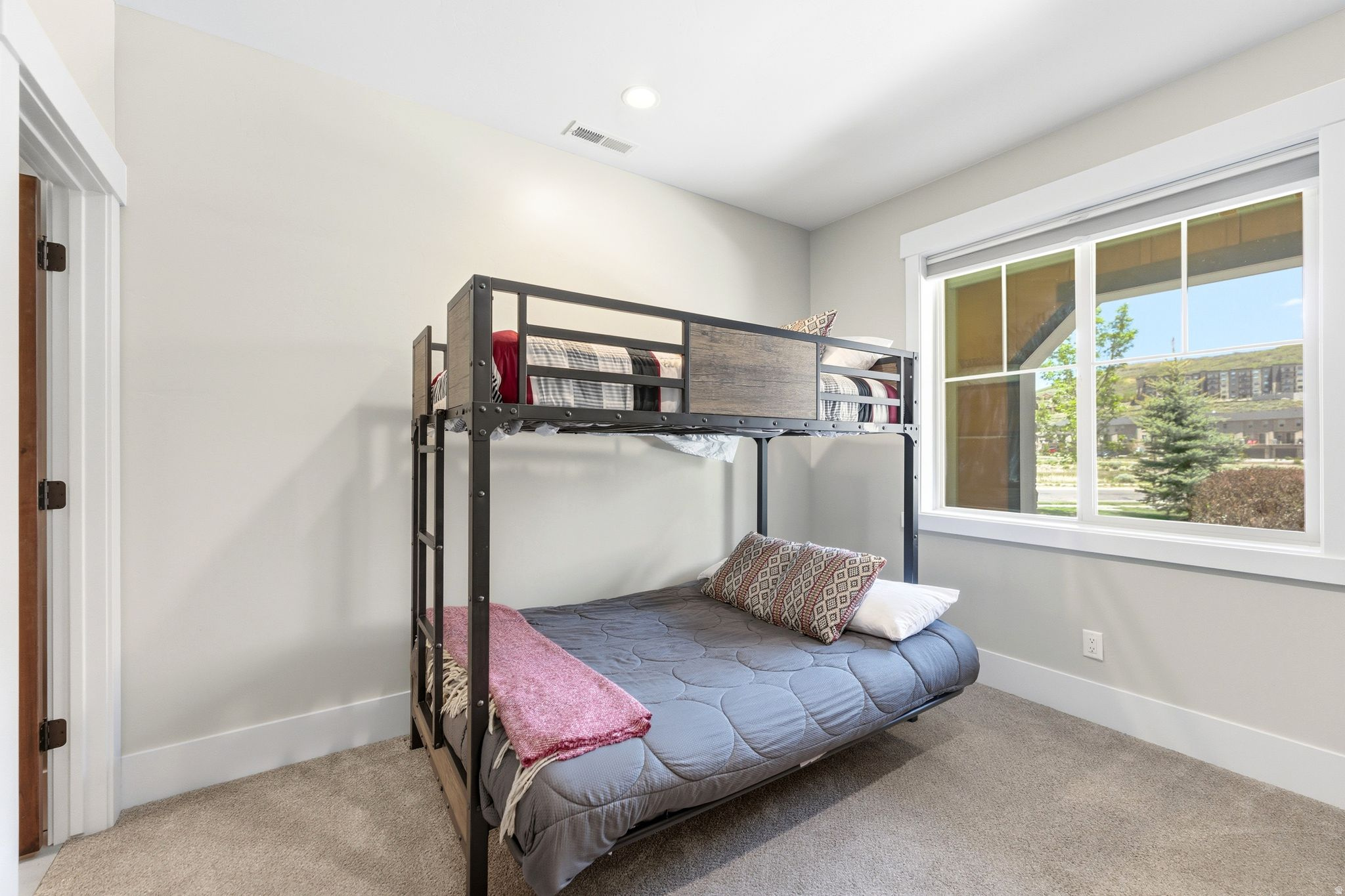 PARKS EDGE - Residential