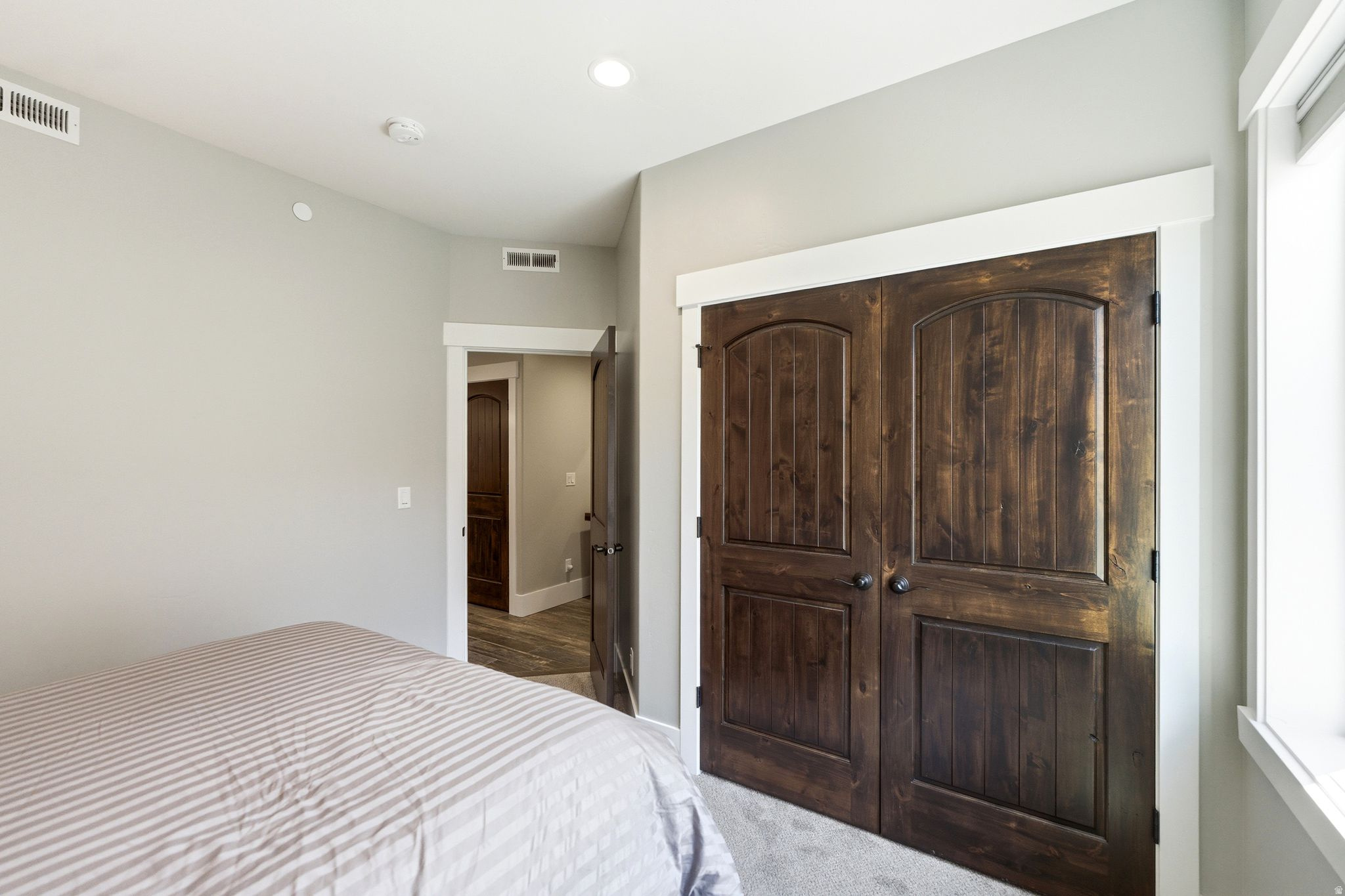 PARKS EDGE - Residential