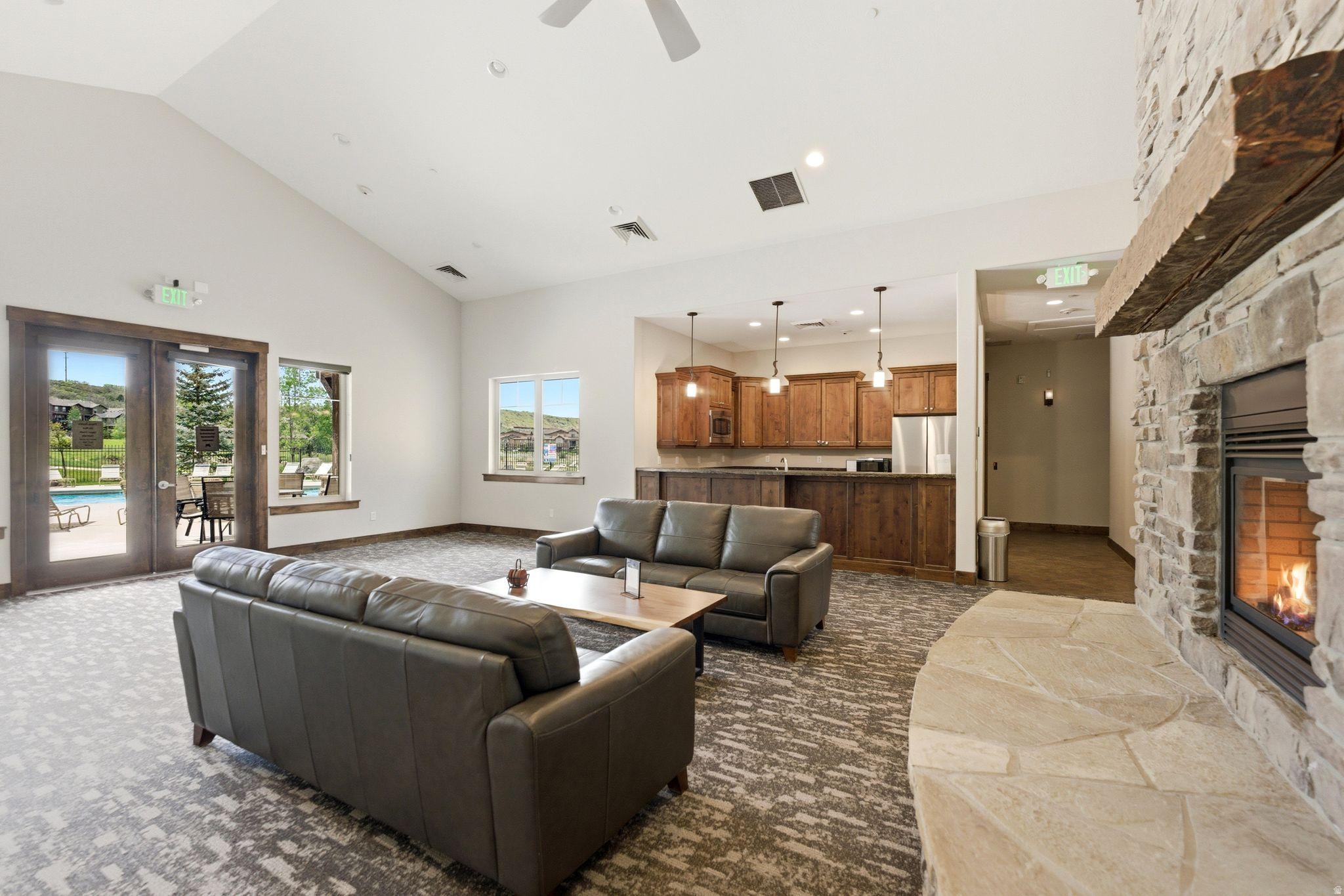 PARKS EDGE - Residential