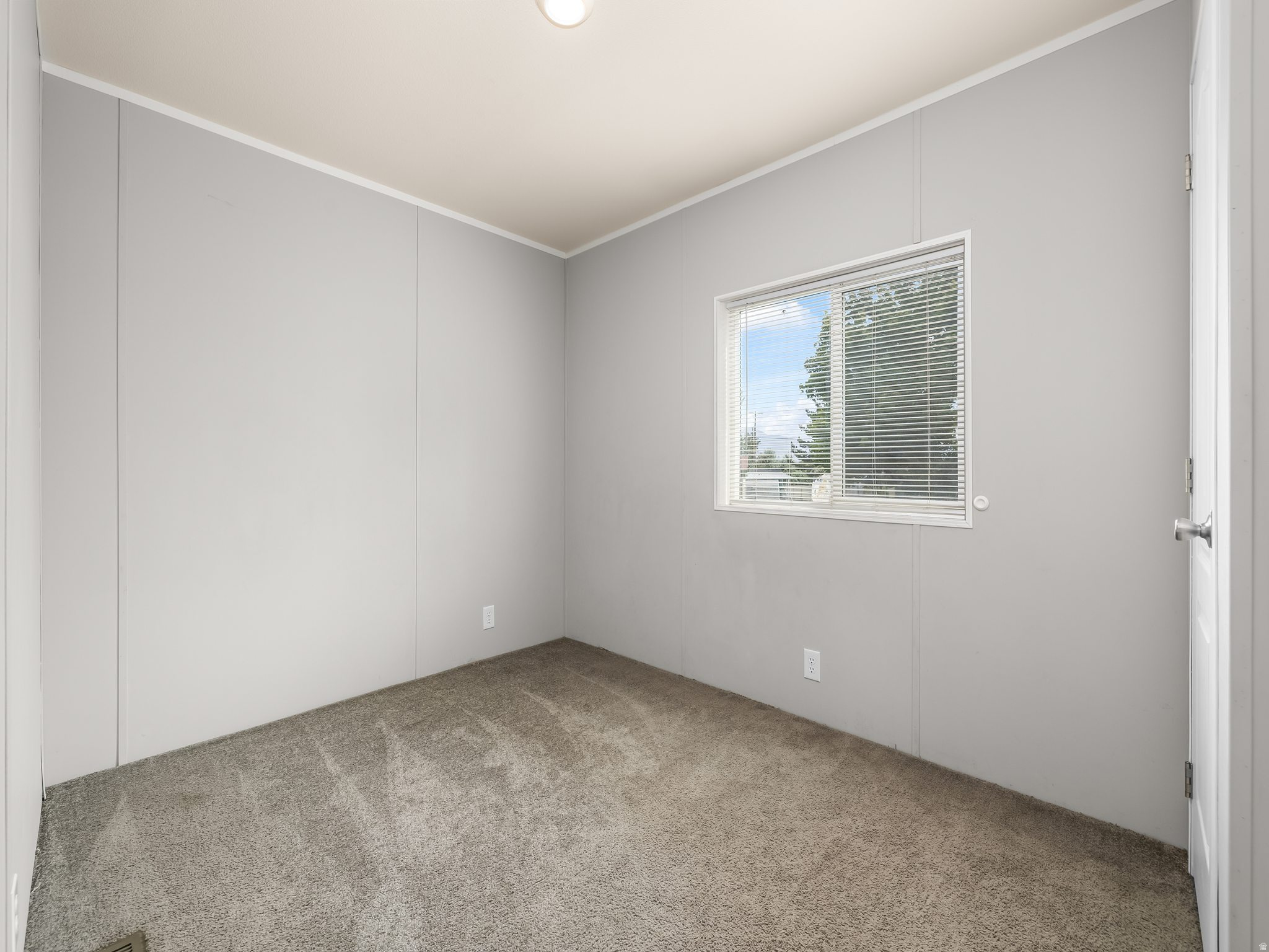 SOUTH WILLOW - Residential