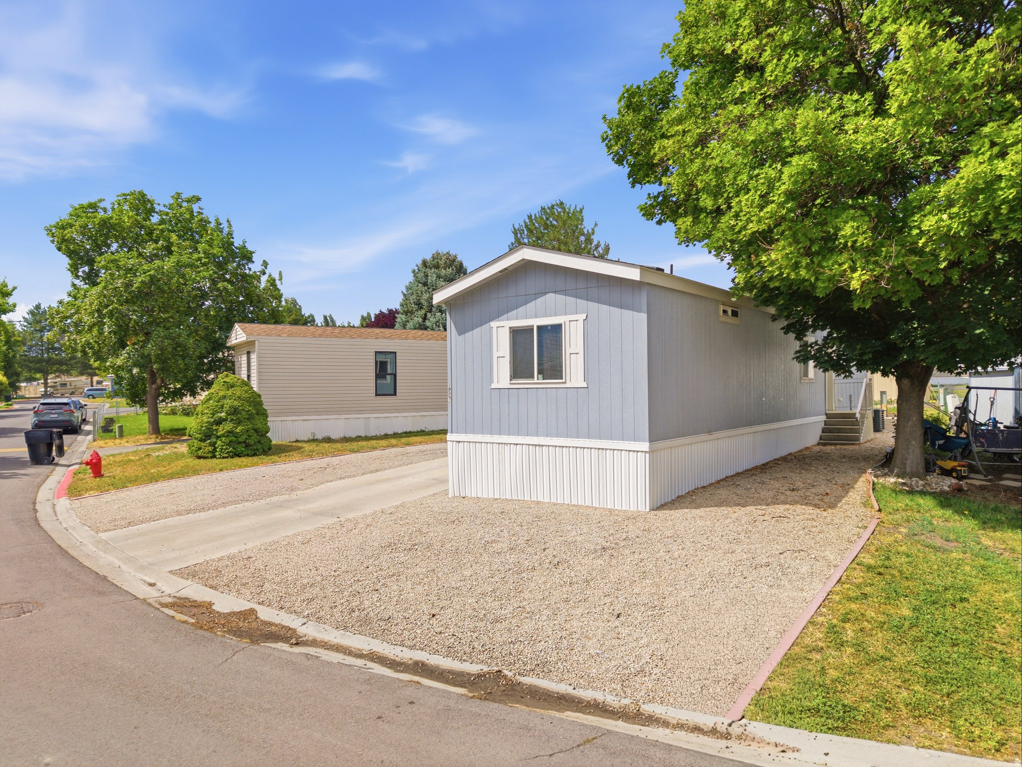 SOUTH WILLOW - Residential