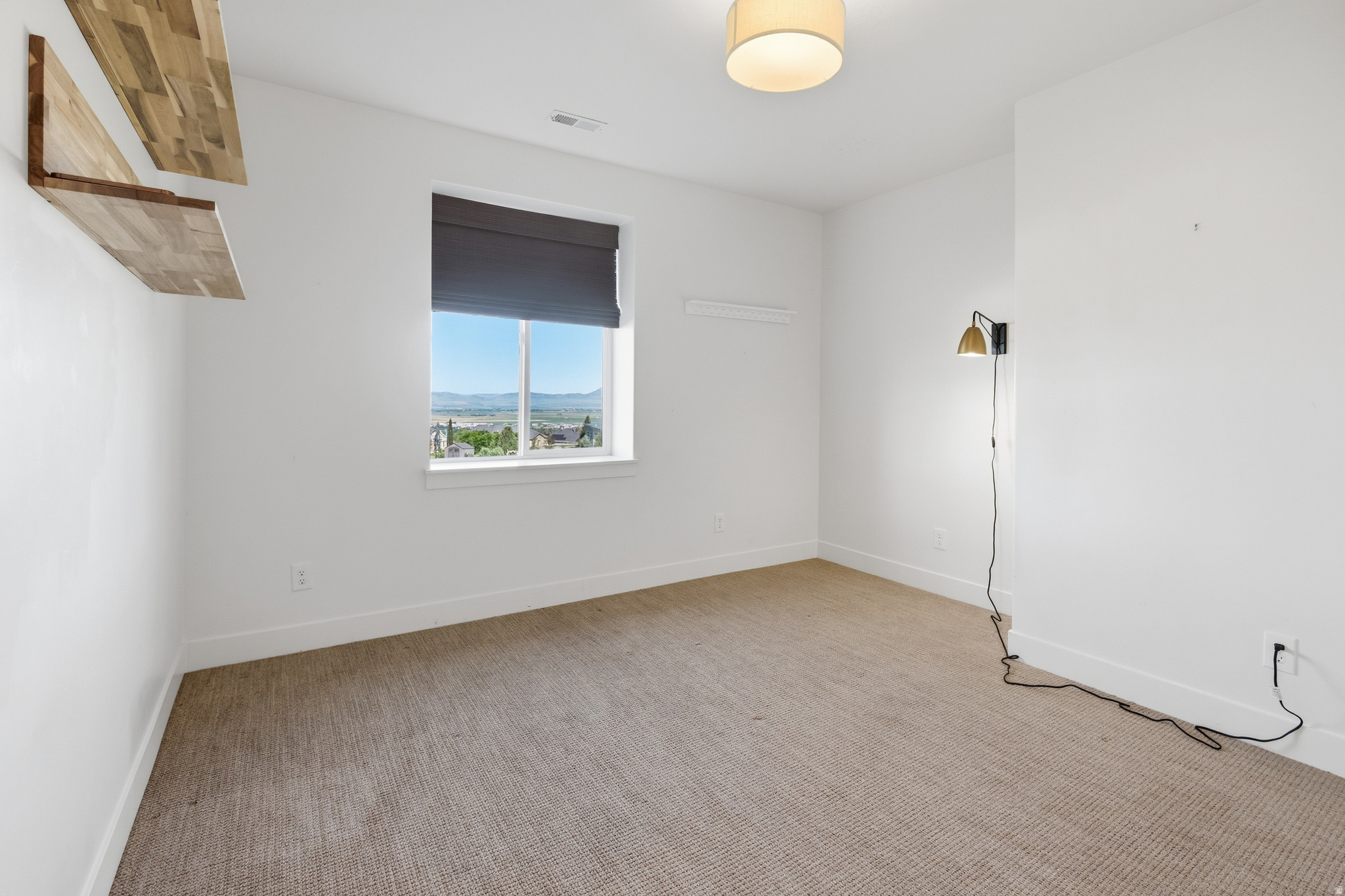 MAHOGANY RIDGE - Residential