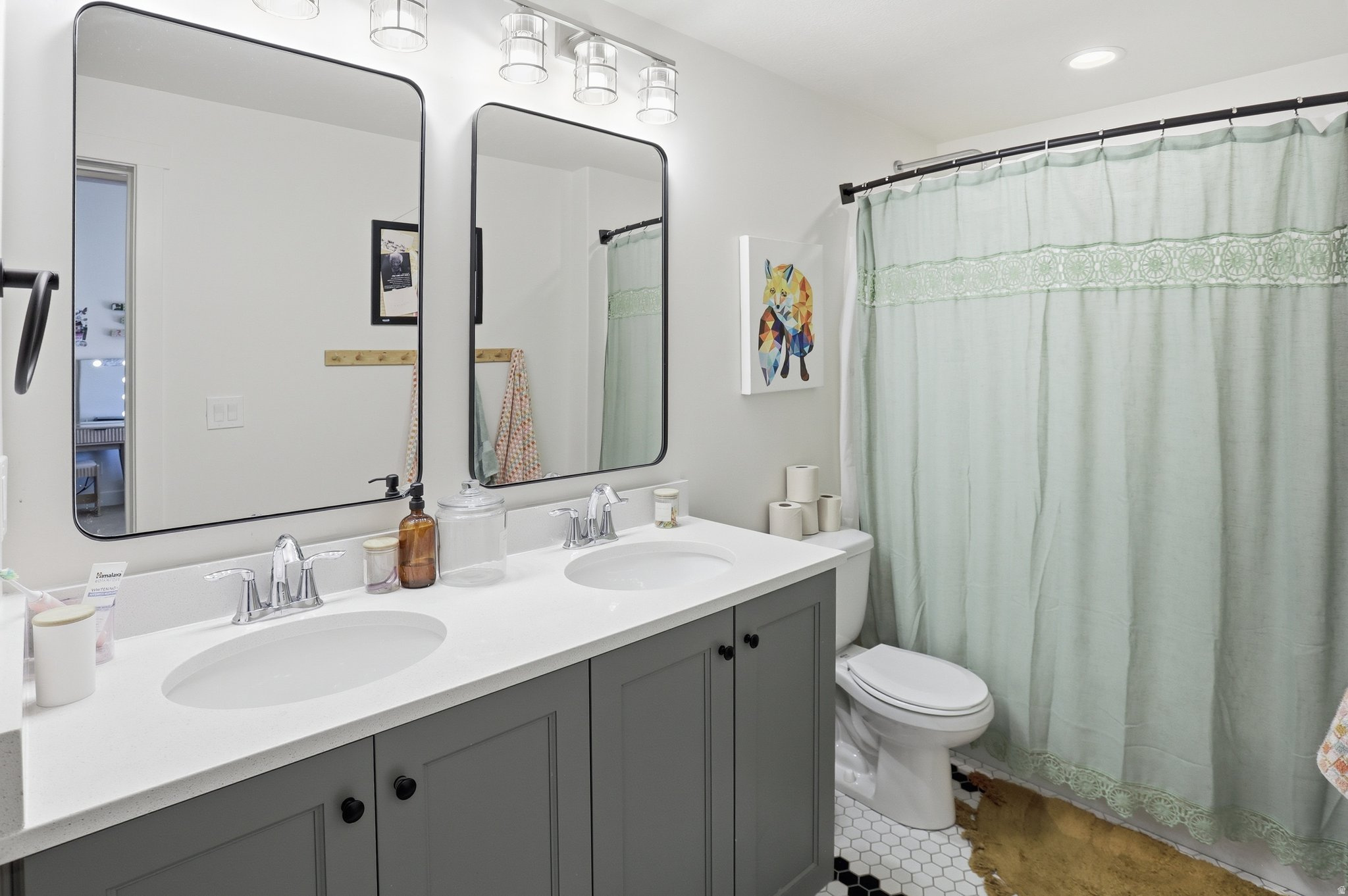 MAHOGANY RIDGE - Residential