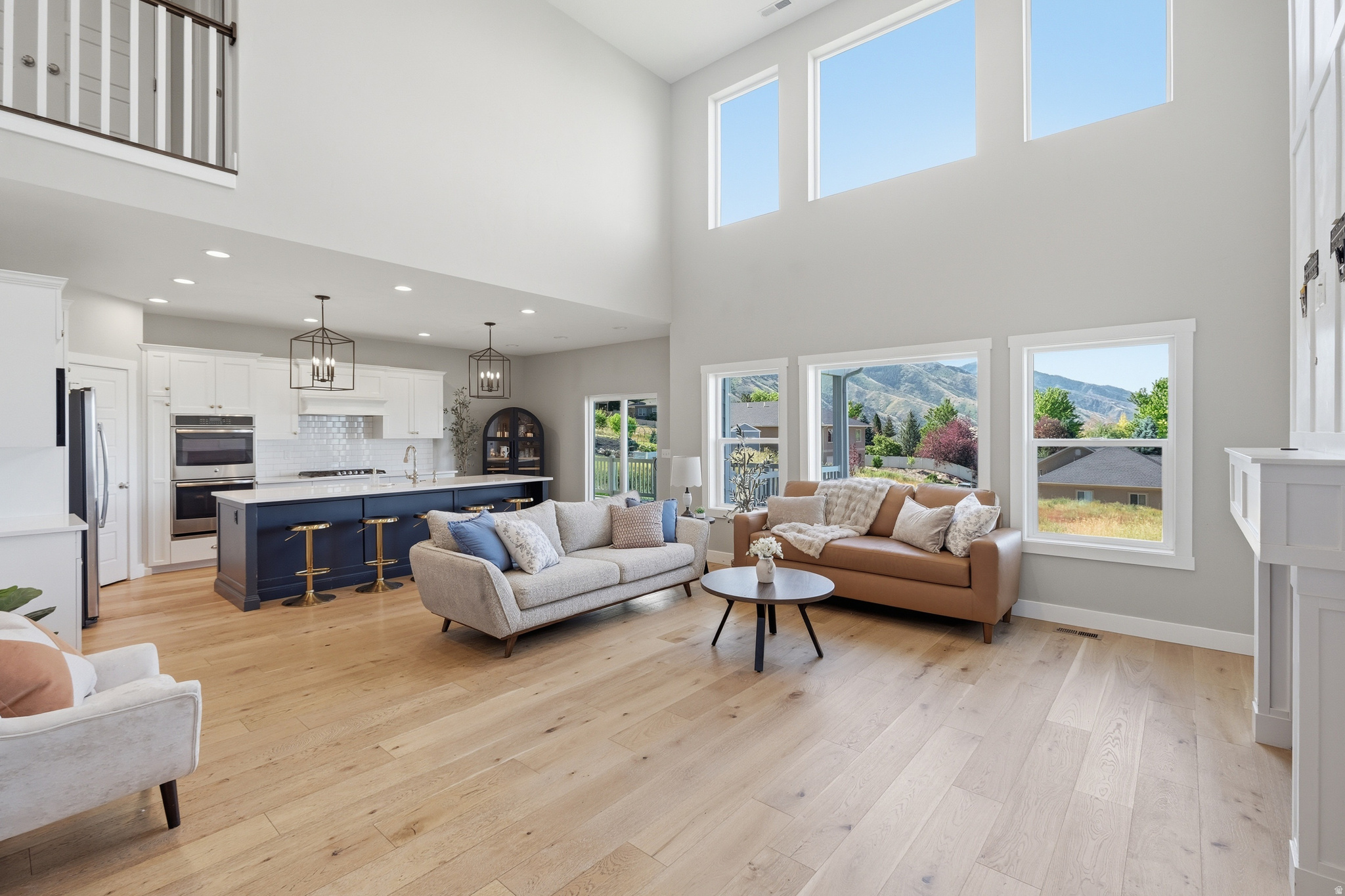 MAHOGANY RIDGE - Residential