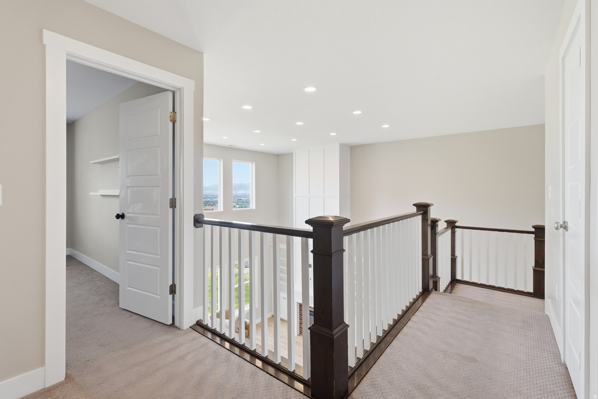 MAHOGANY RIDGE - Residential