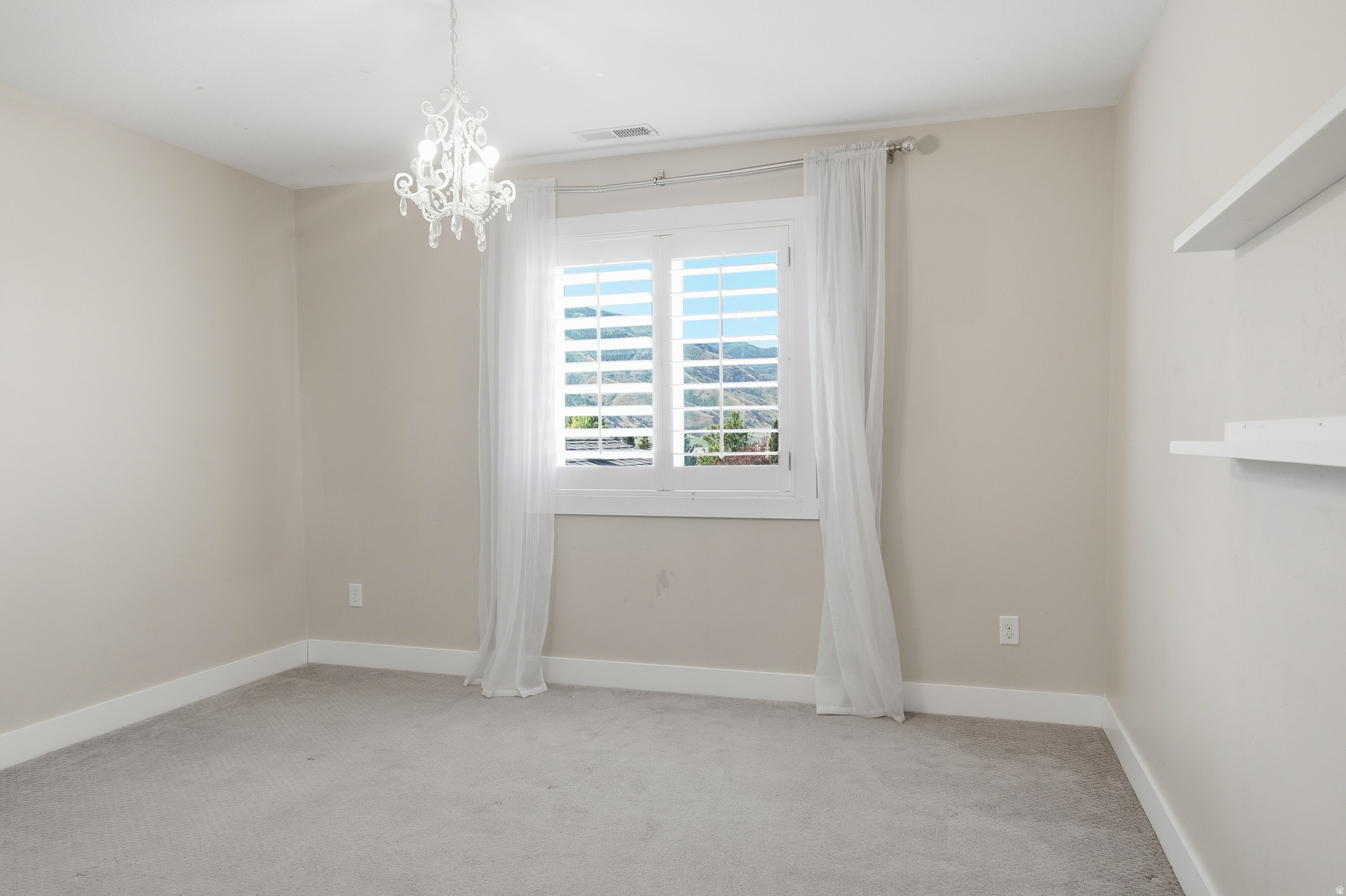 MAHOGANY RIDGE - Residential
