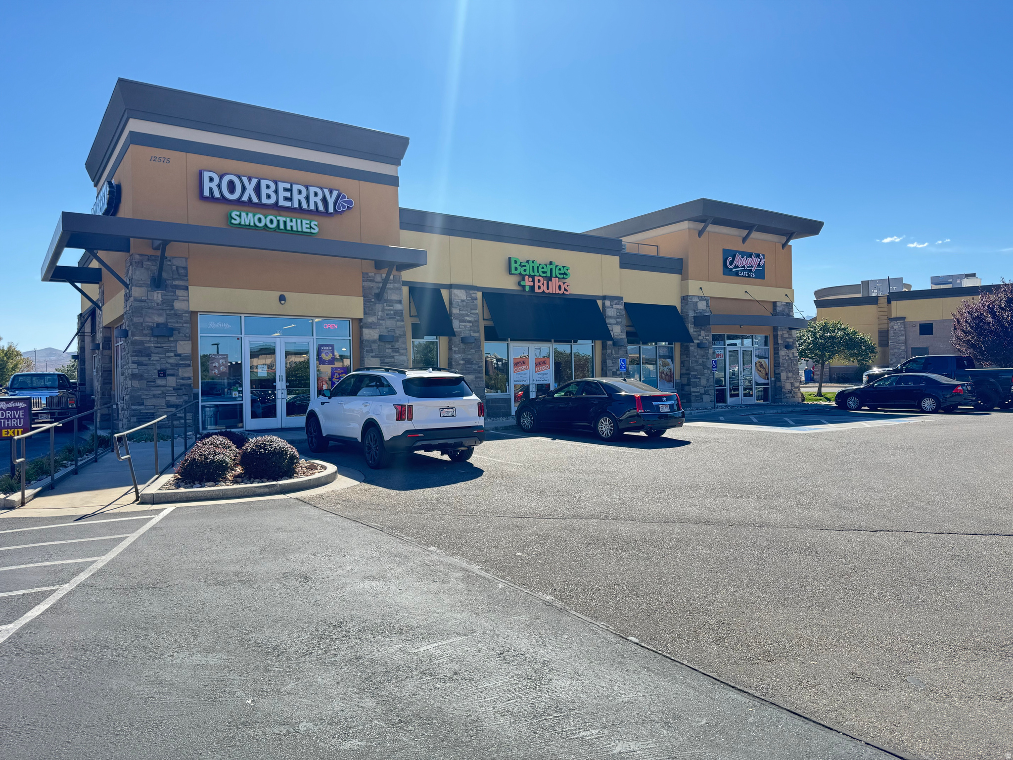 MEADOWS - Commercial Lease
