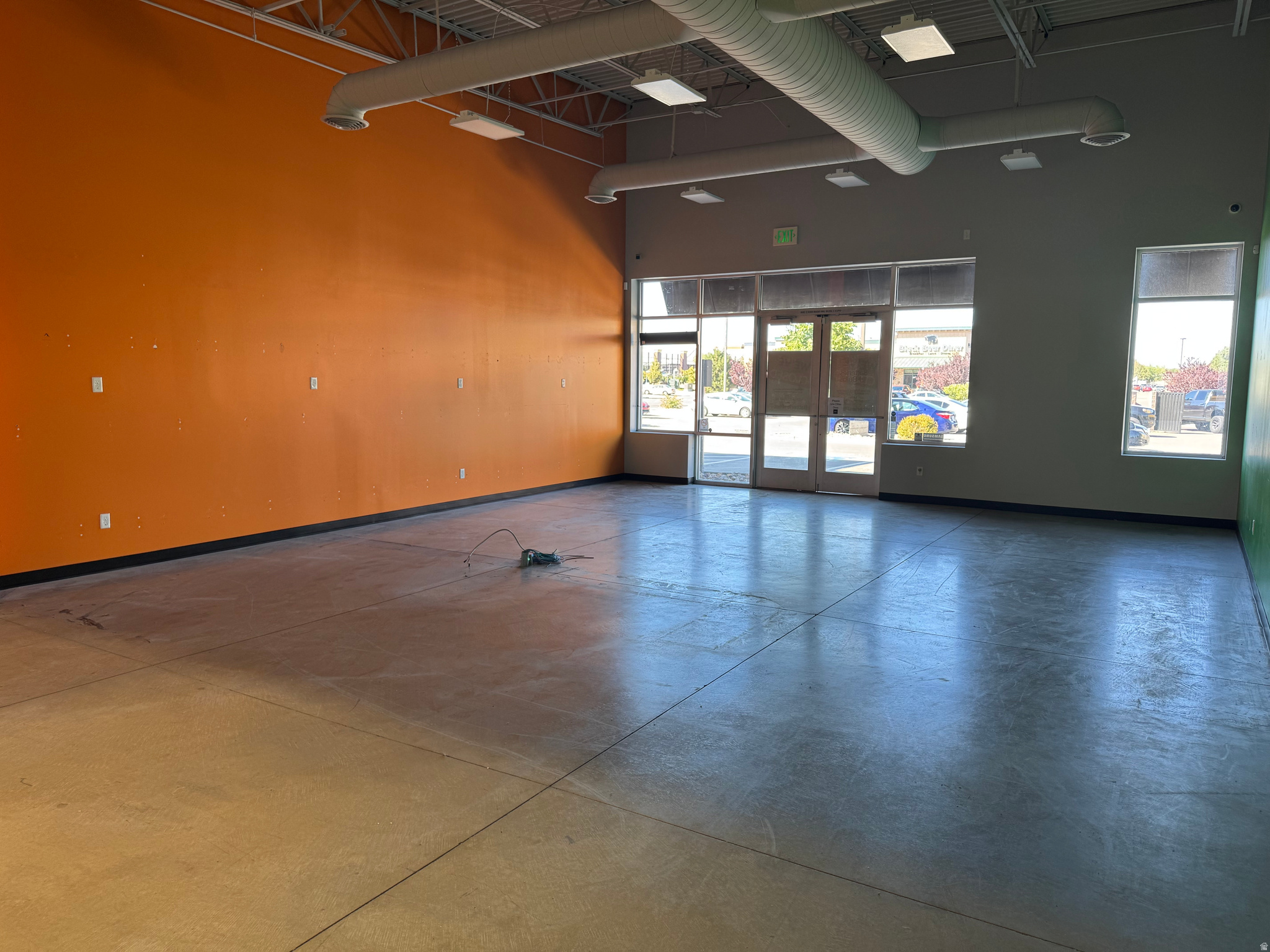 MEADOWS - Commercial Lease