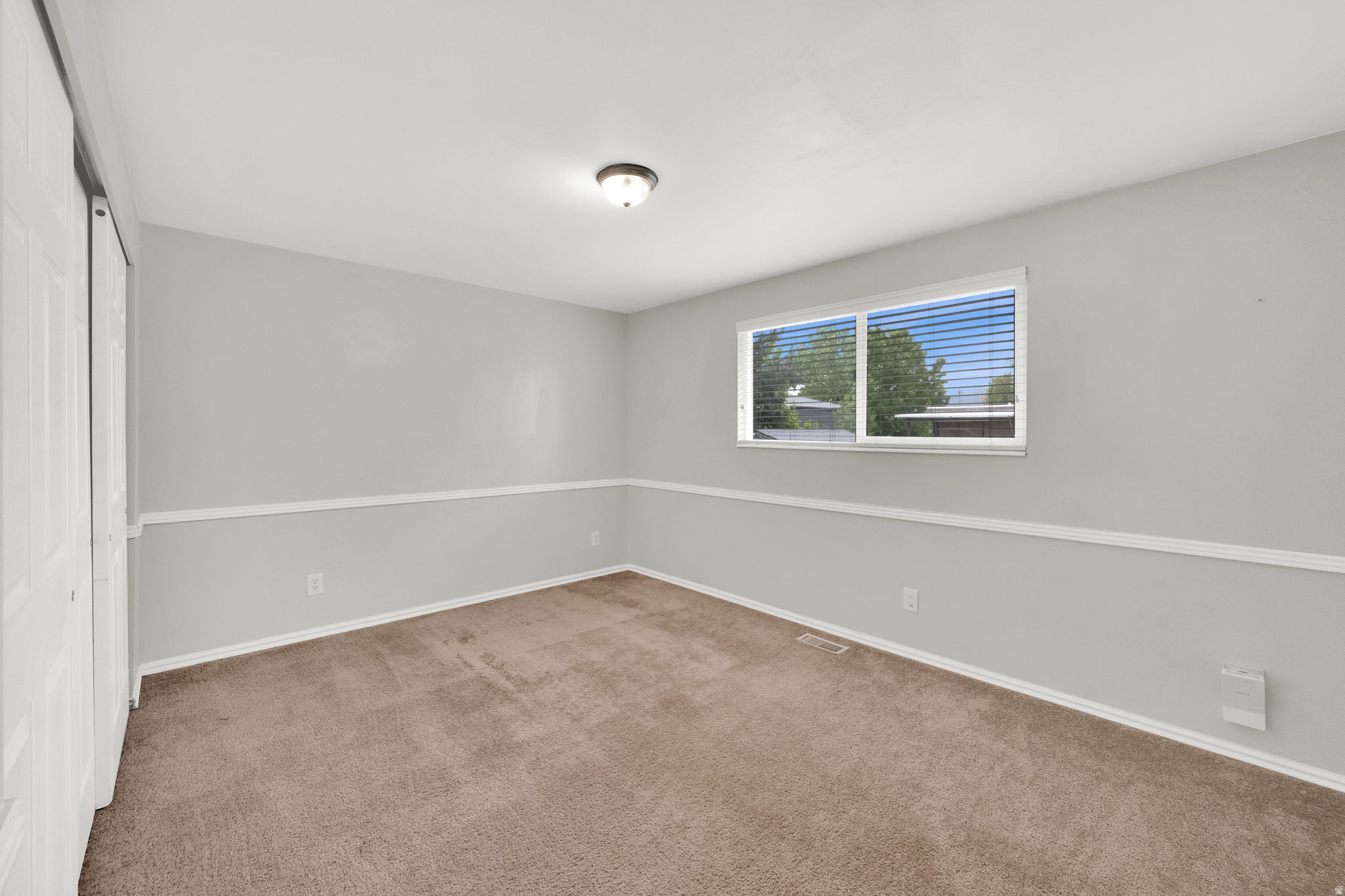 SPRING VALLEY - Residential