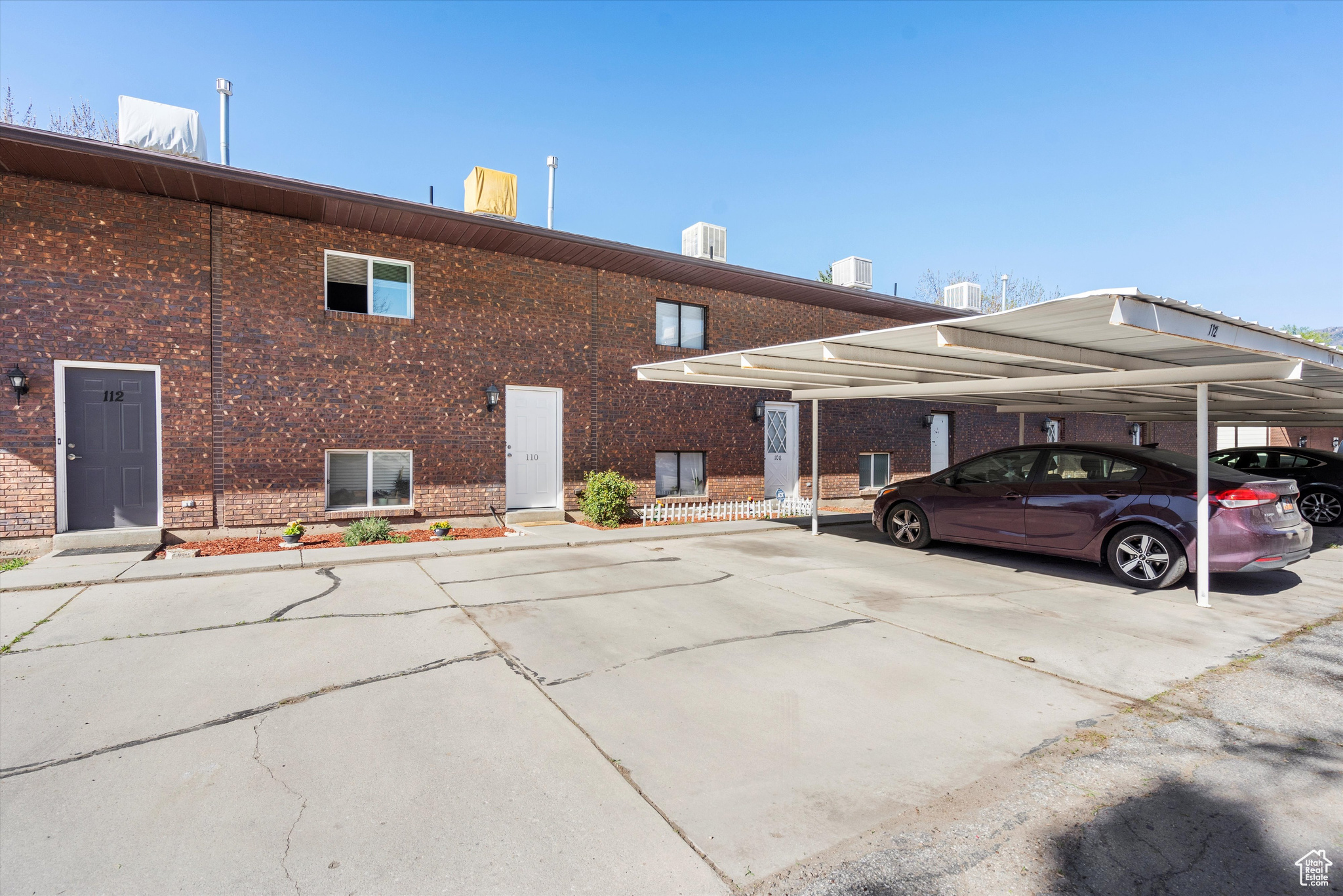 MILCREEK MANOR - Residential