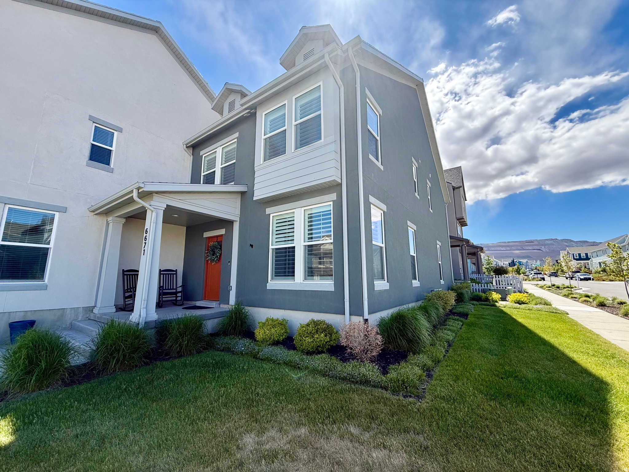 Welcome to this charming end-unit townhome, located in the beautiful Cascade Village of Daybreak. This one has a yard that can be fenced! Nice upgrades have been added to this home, including plantation shutters, water softener, RO system and garage shelving. Incredible views of the mountains. Easy access to Mountain View Corridor and Bacchus Hwy for a smooth commute, and plenty of dining, entertainment and shopping nearby. With just a short walk or a quick bike ride to the new Watercourse and Cove House, you'll find yourself wandering through the trails, on the beaches and docks, experiencing the good life. You'll love it here!