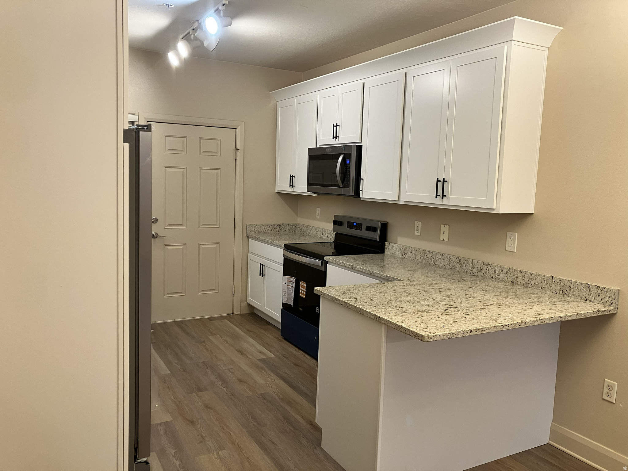 LA VENITA CONDO - Residential
