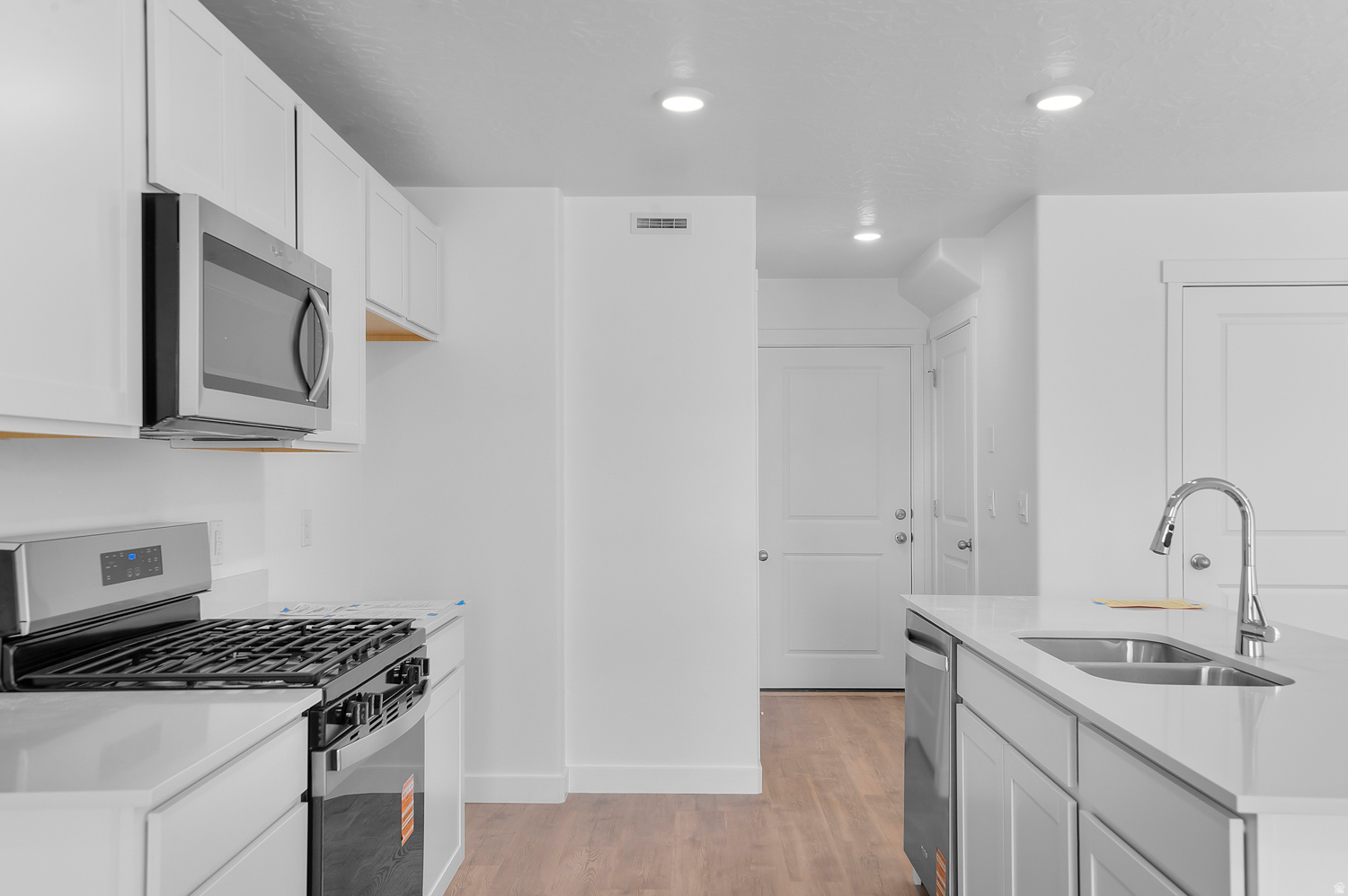 INVERNESS BY D.R. HORTON - Residential