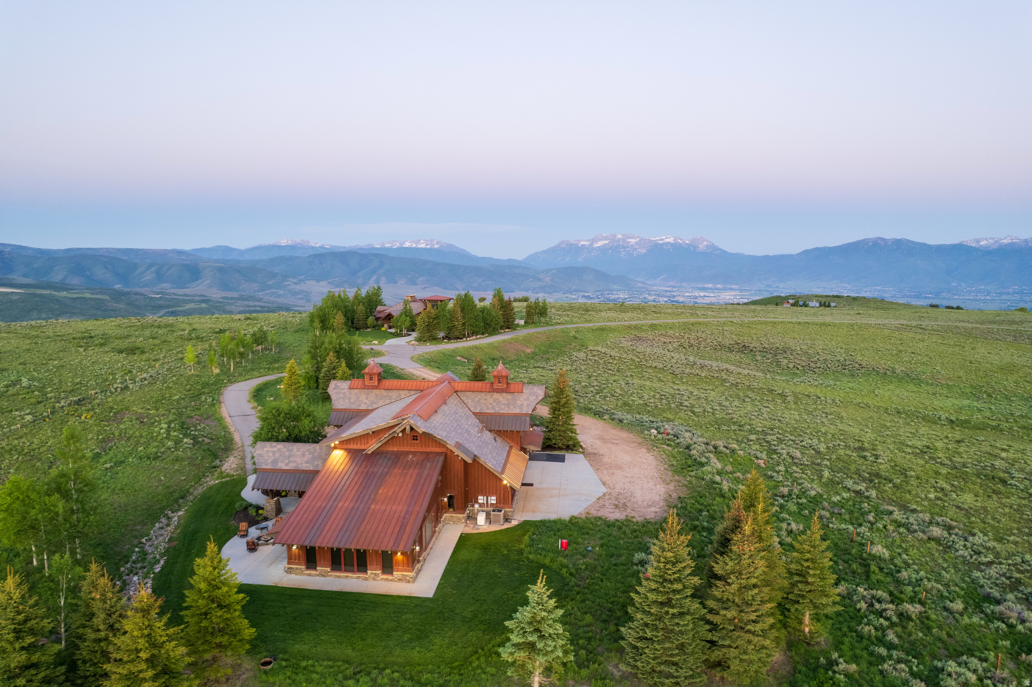 WOLF CREEK RANCH - Residential