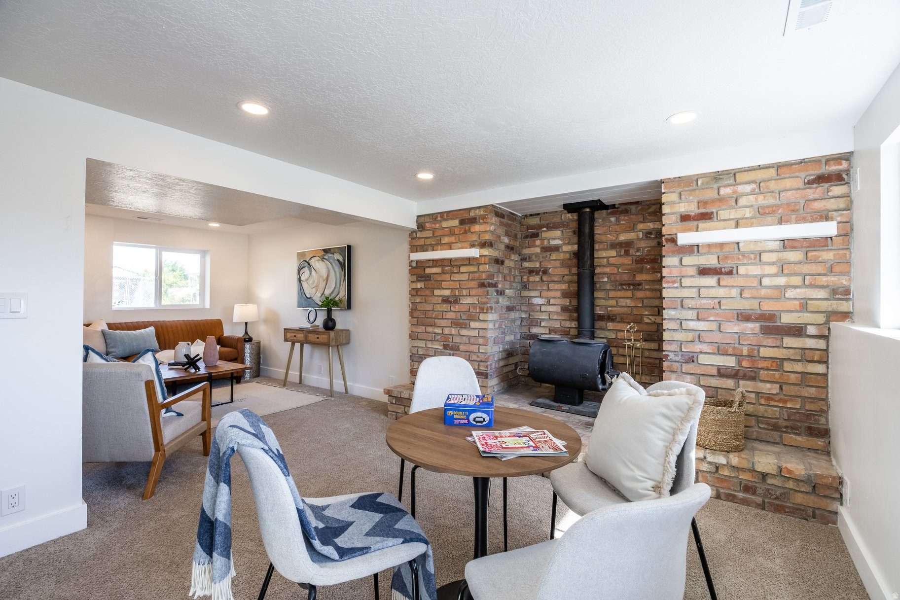 WEST HILLS - Residential