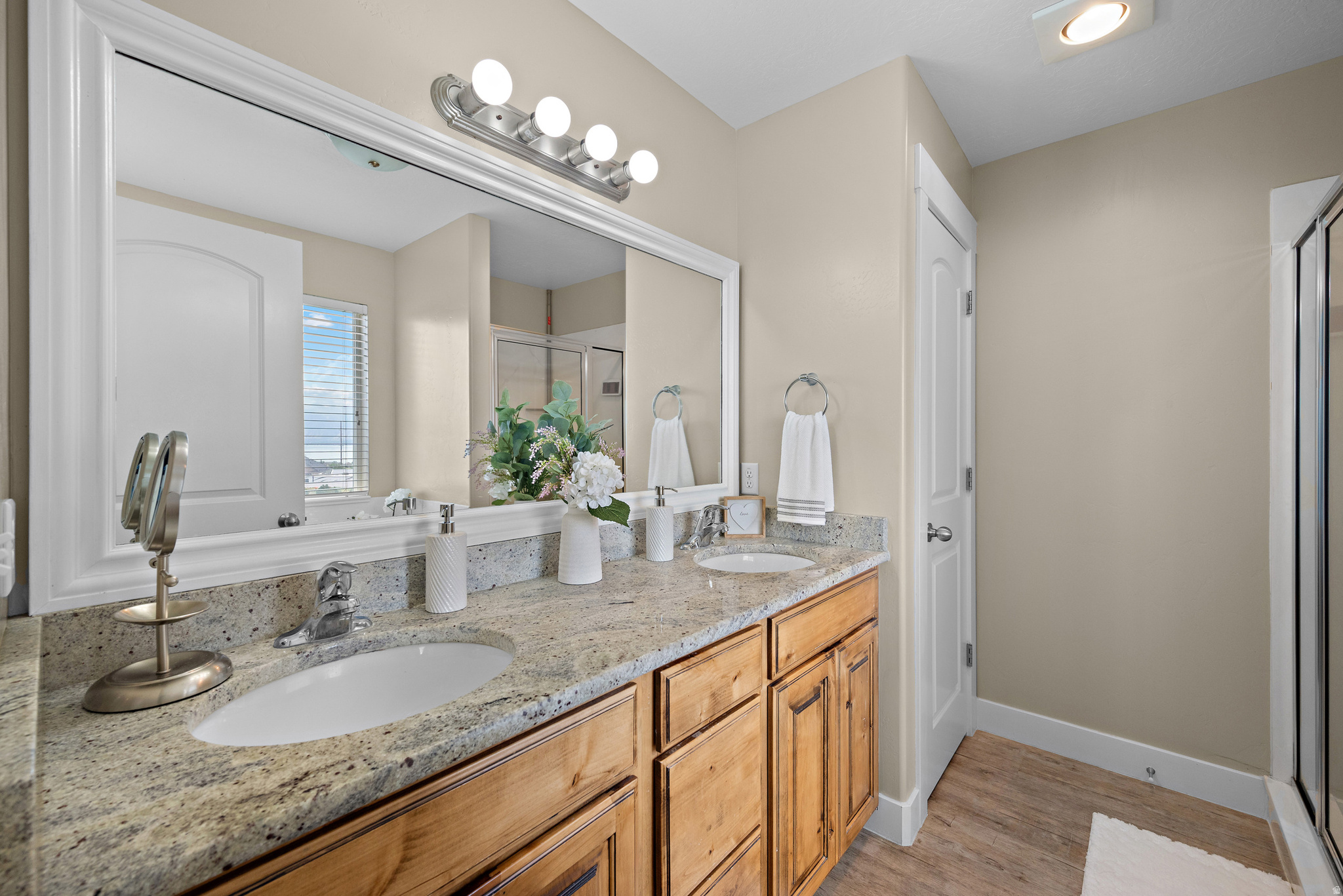 JACOBS - Residential