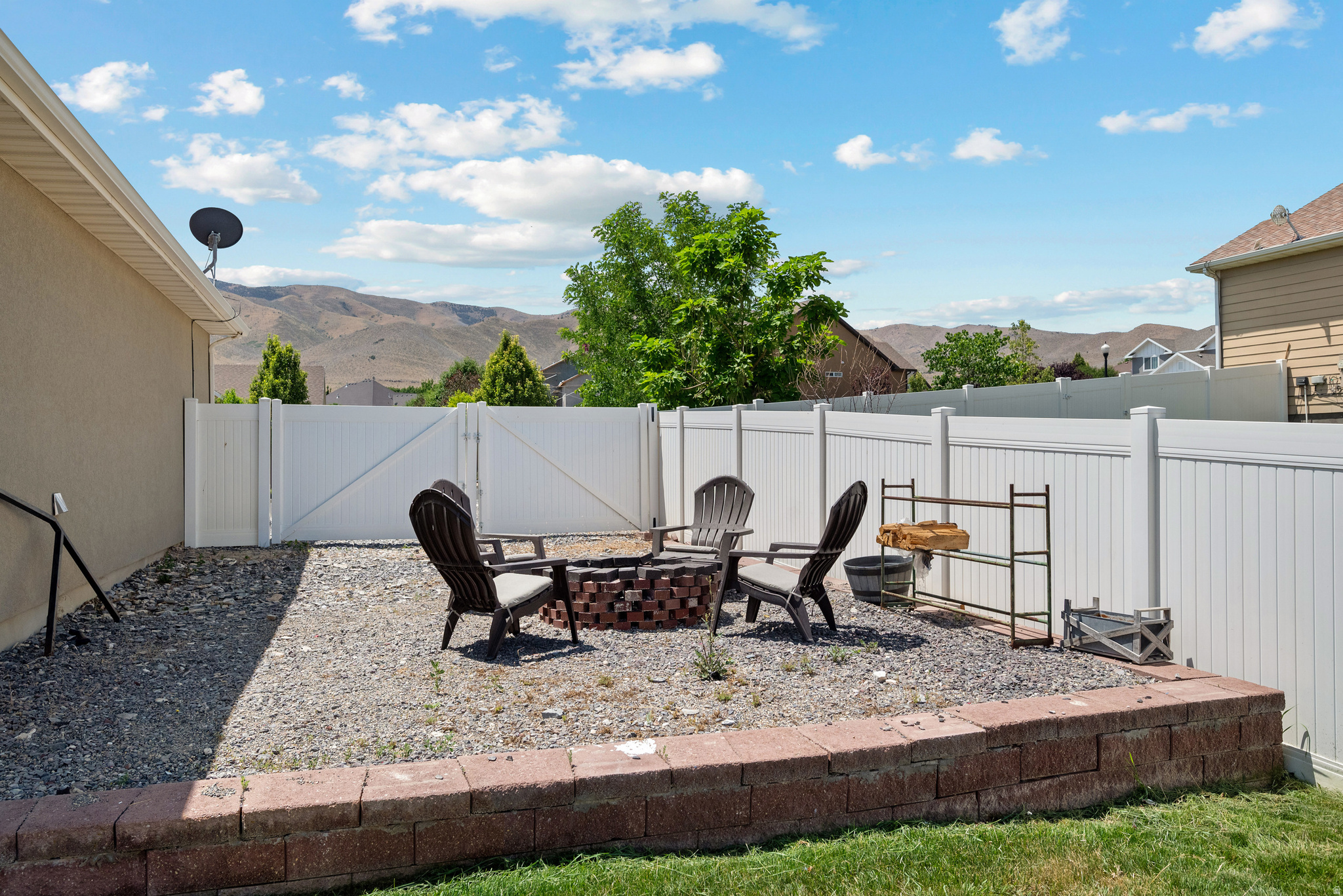 JACOBS - Residential