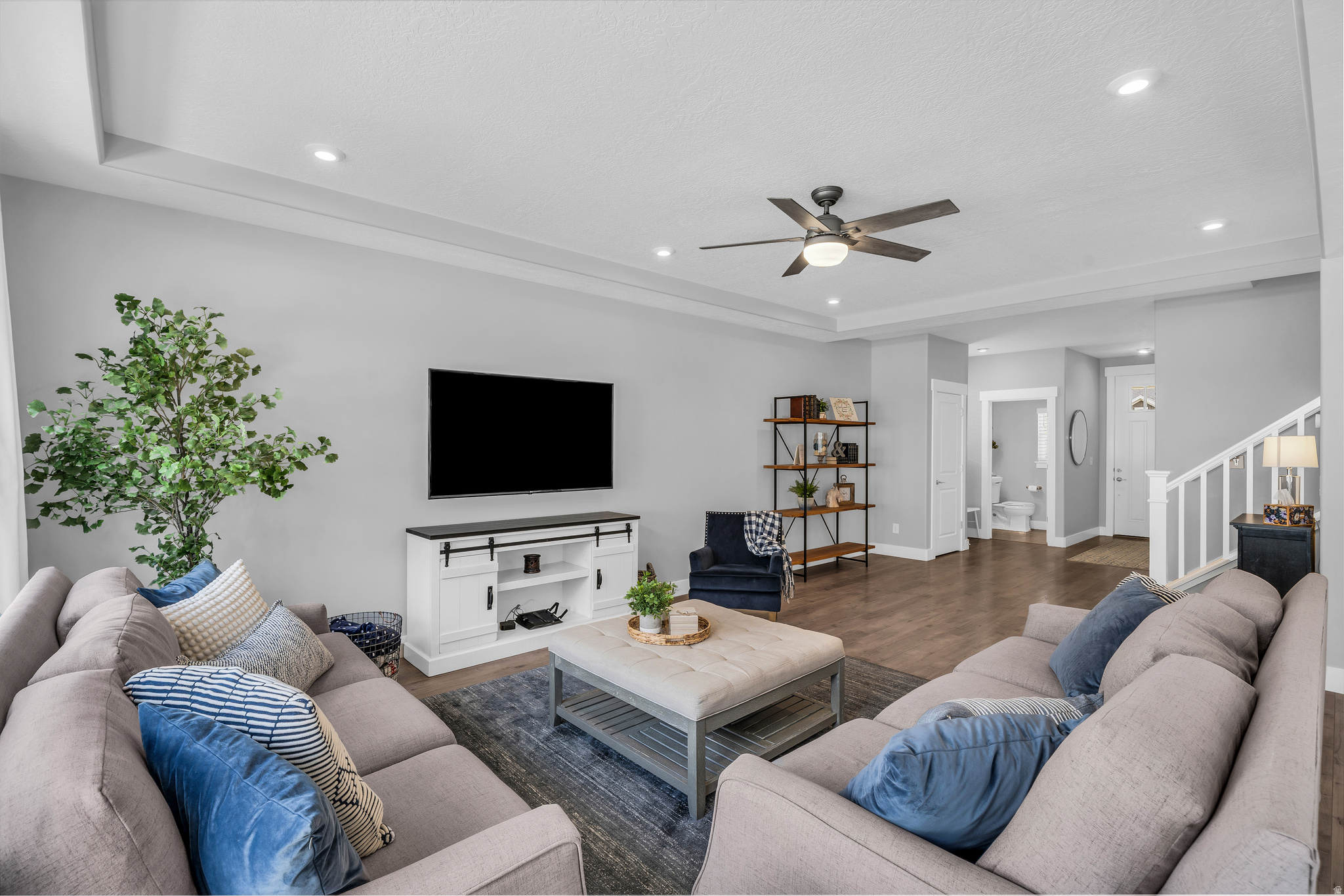 HOLBROOK FARMS - Residential