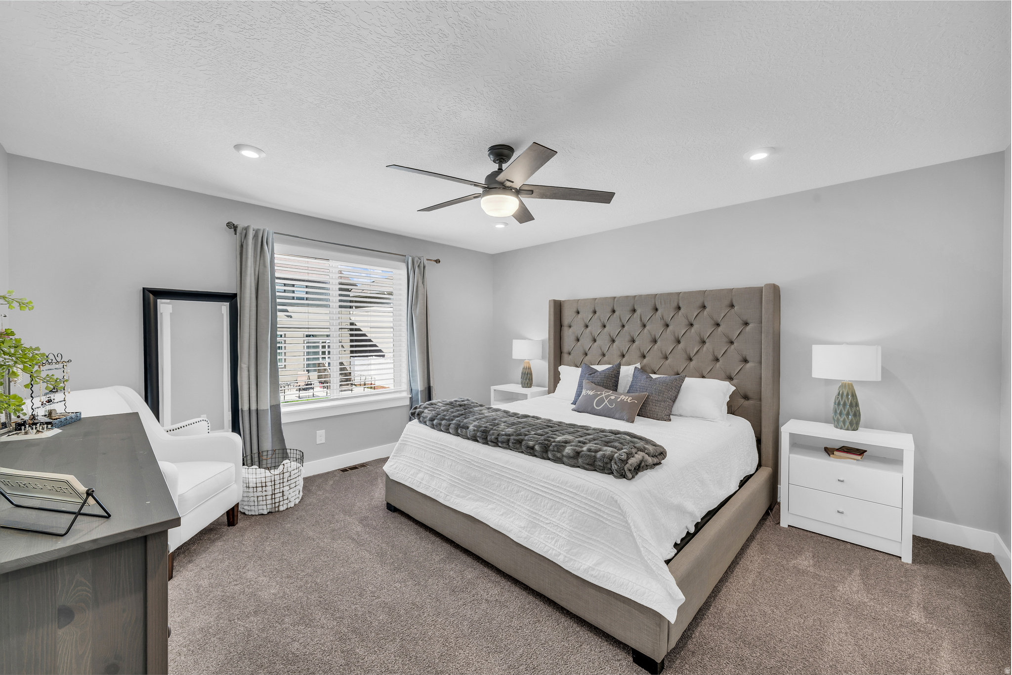 HOLBROOK FARMS - Residential