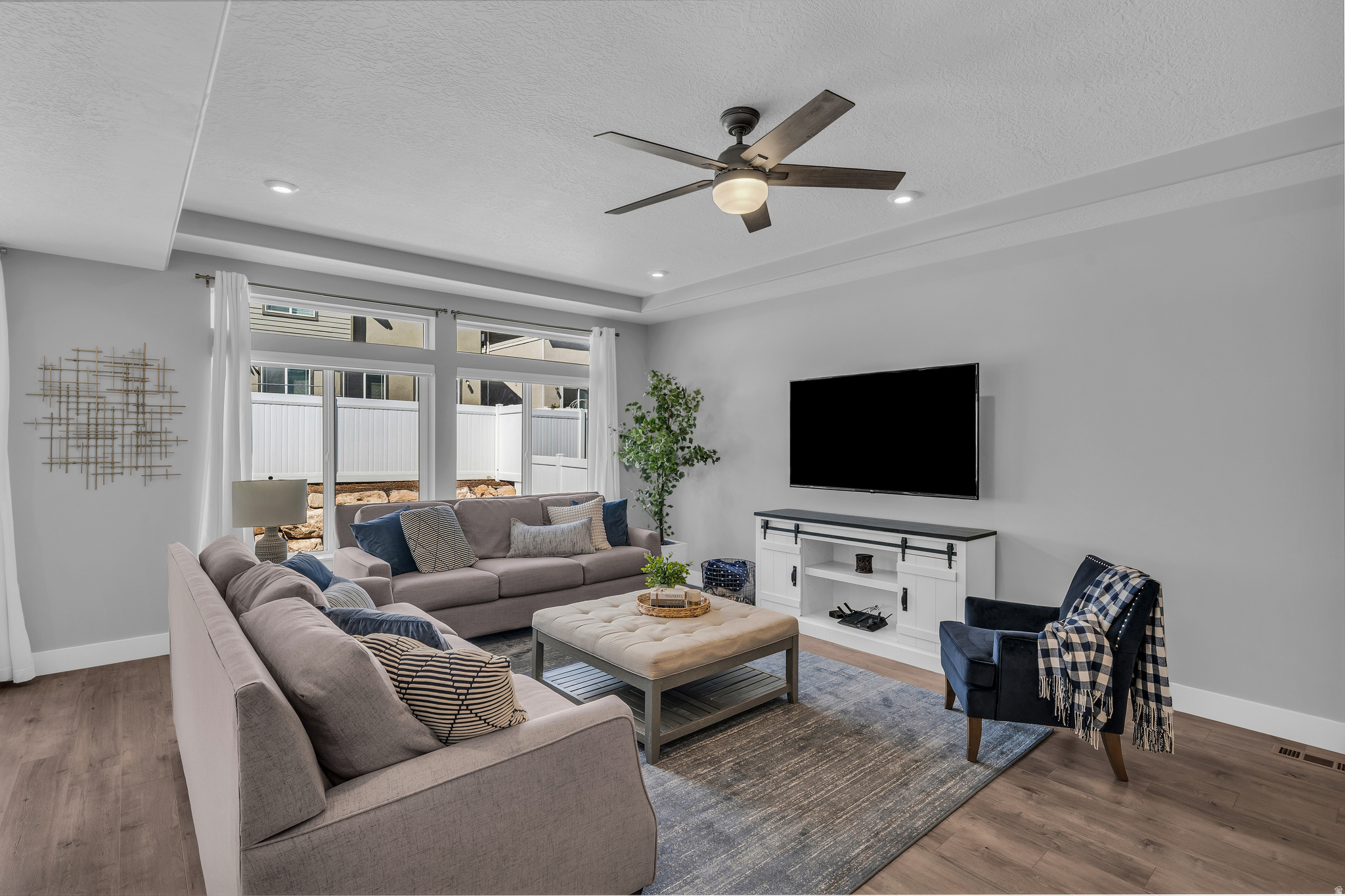 HOLBROOK FARMS - Residential