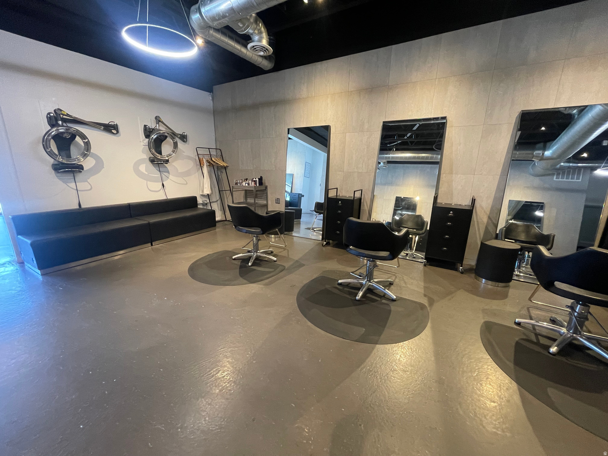 PLAT A - Commercial Lease