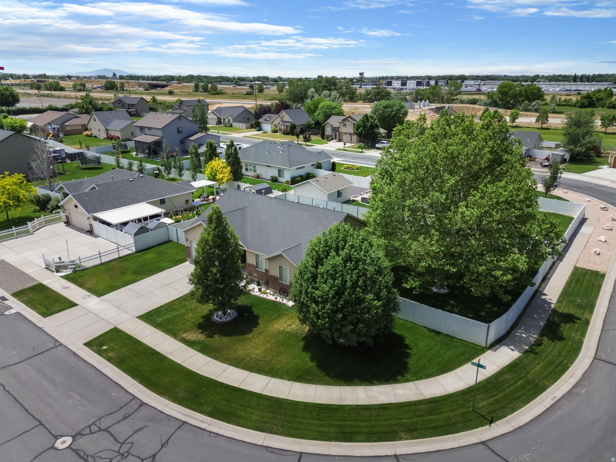 QUAIL MEADOWS - Residential