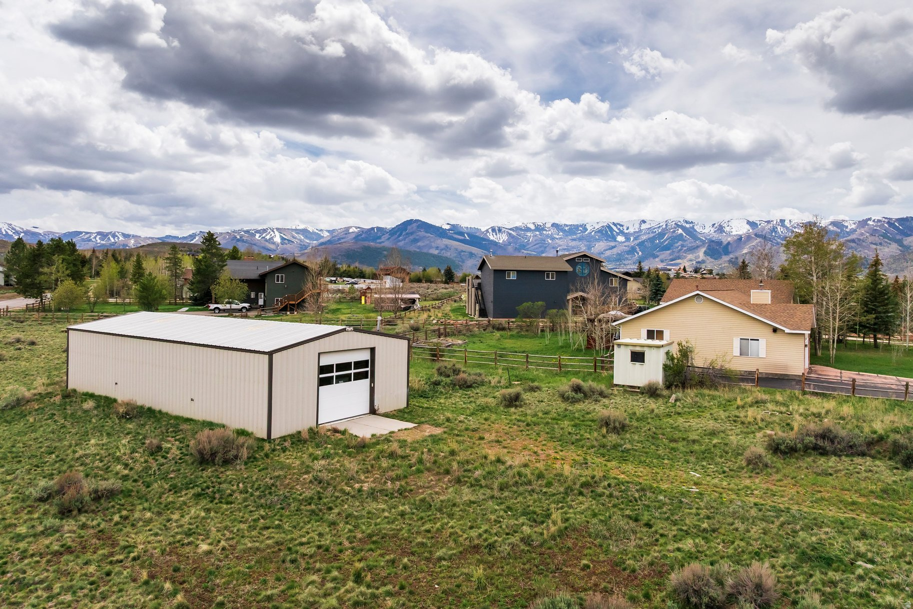 HIGHLAND ESTATES - Residential