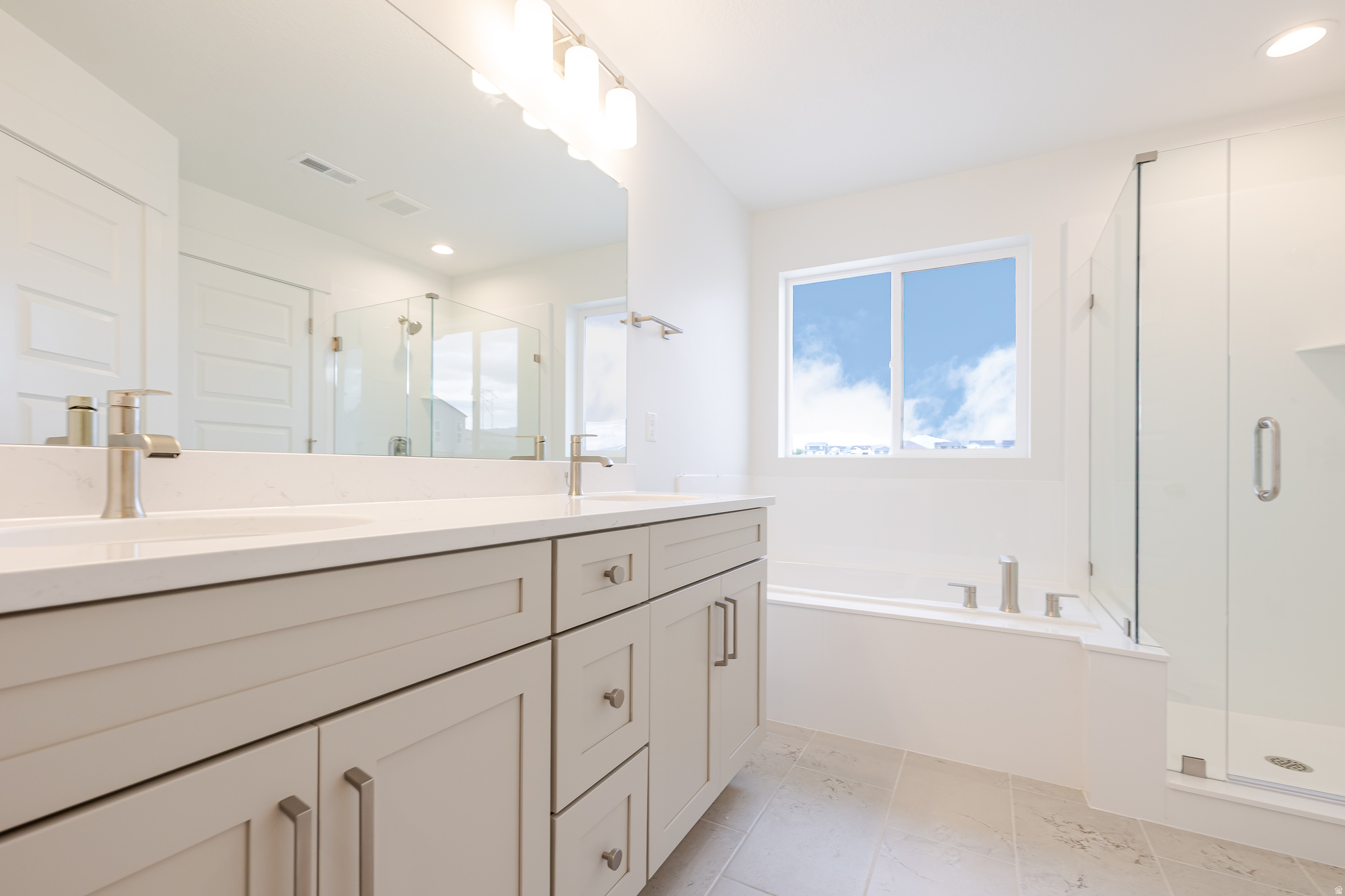 HIGHRIDGE - Residential