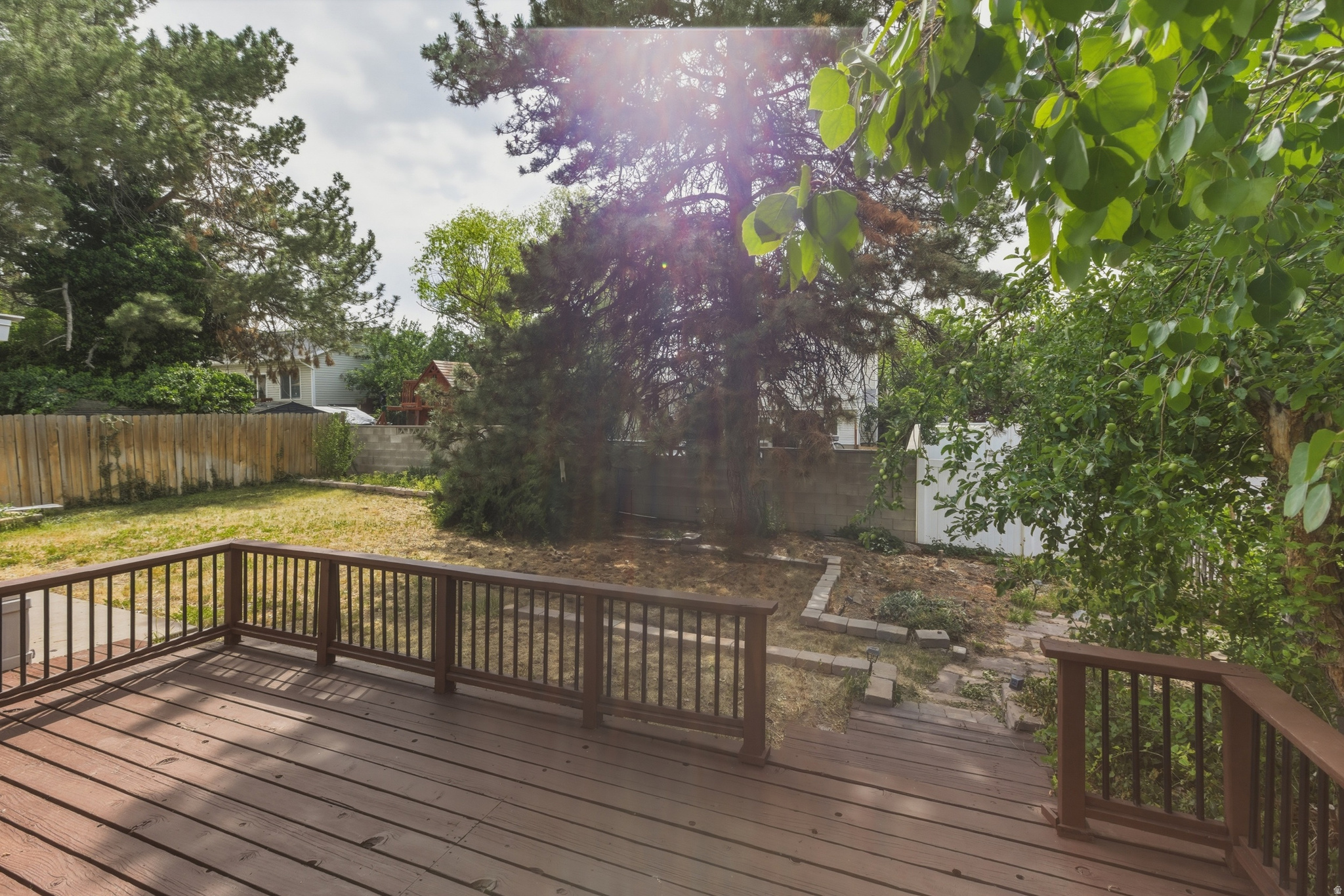 MEADOWS - Residential